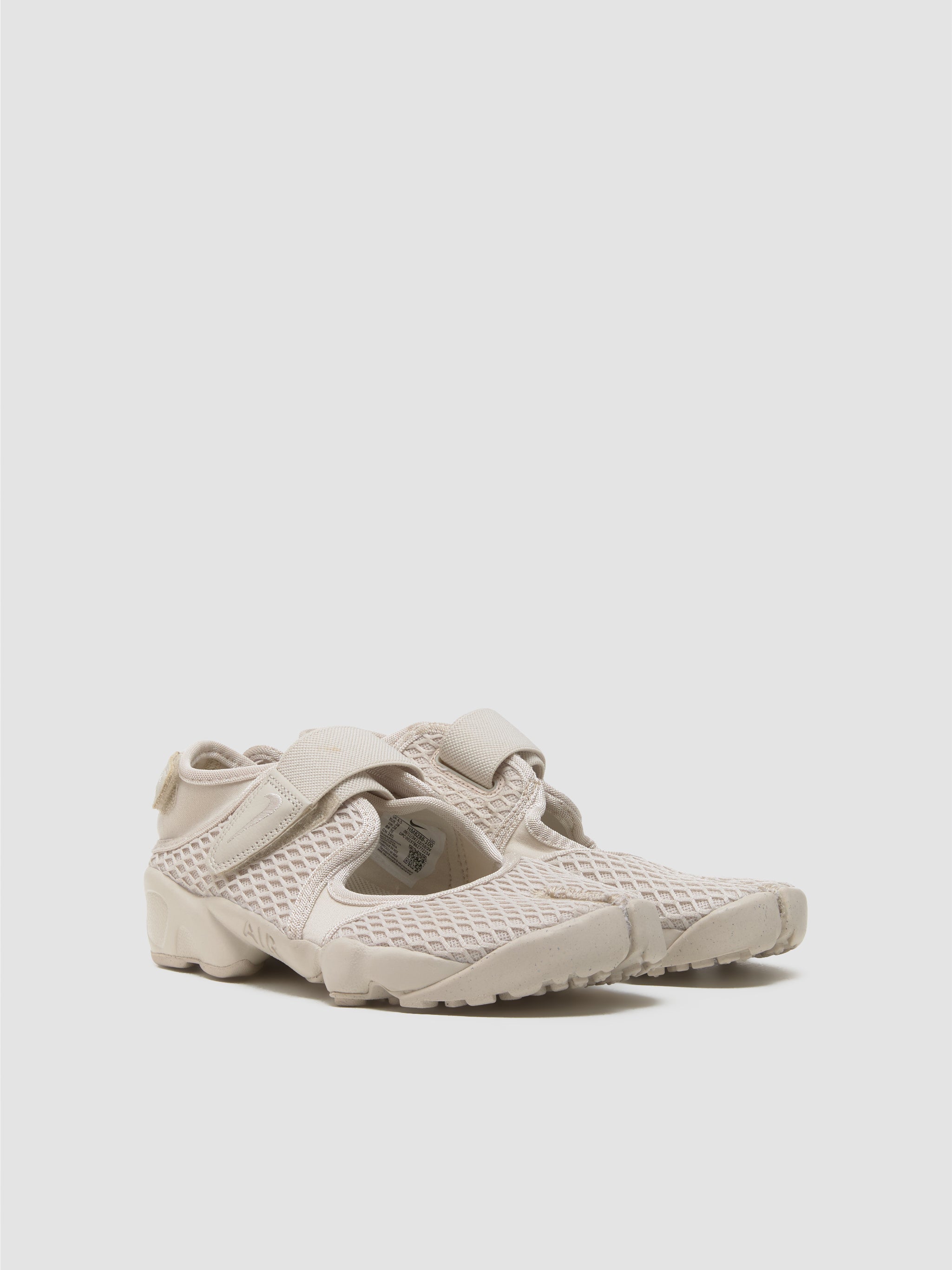 WMNS Air Rift Sneaker in Light Orewood Brown