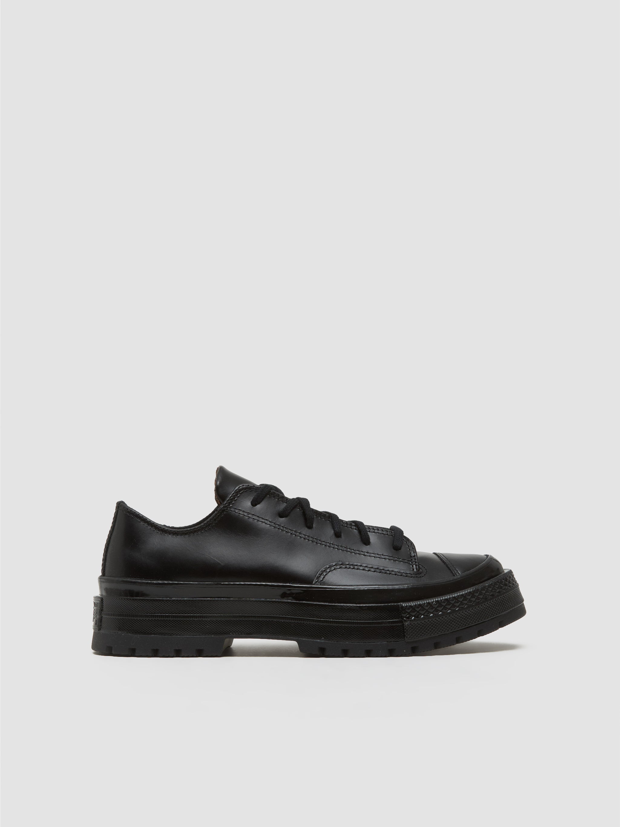 Chuck 70 National Ox Sneaker in Black