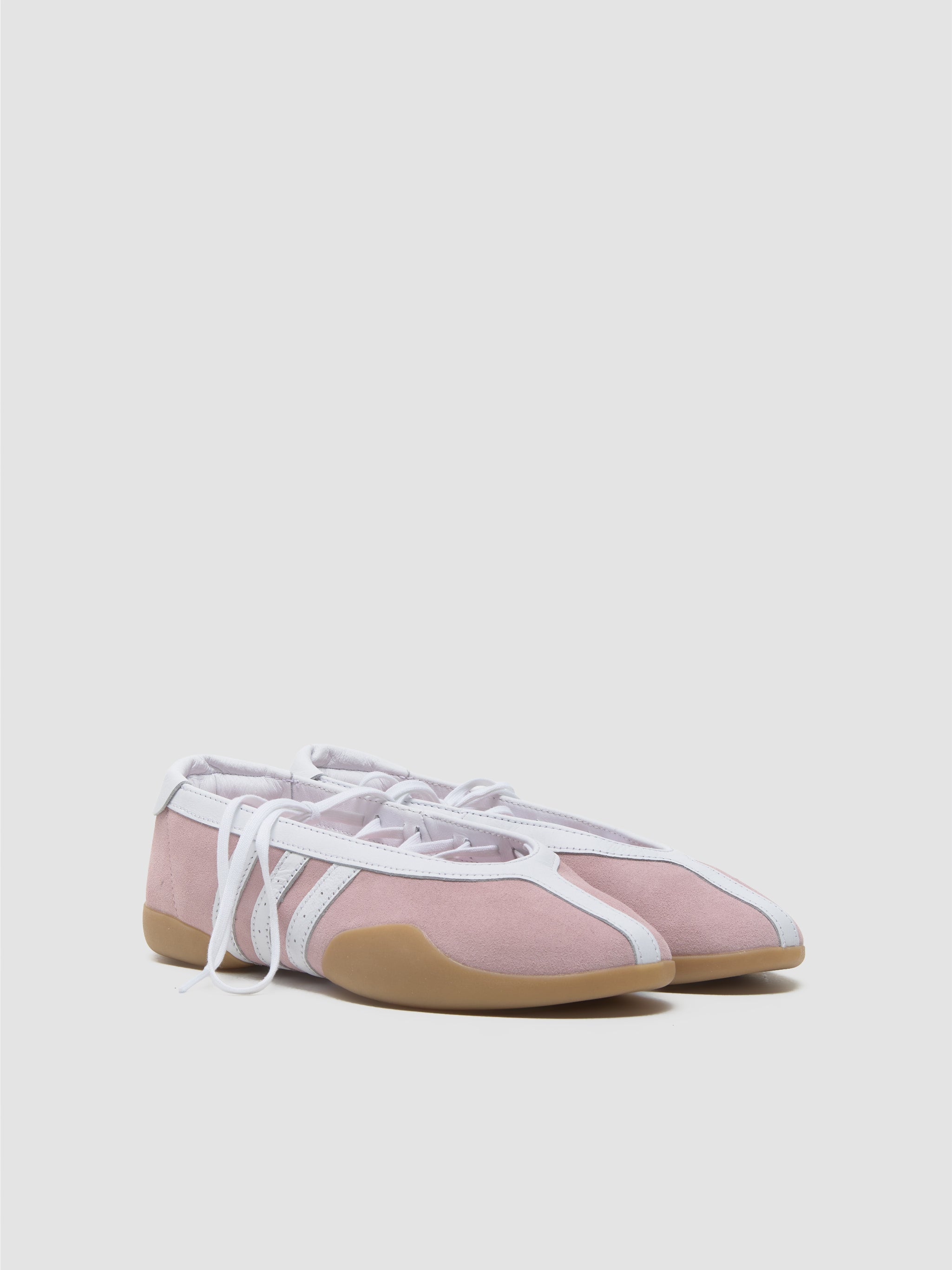 WMNS Taekwondo Mei Ballet Sneaker in Clear Pink & White