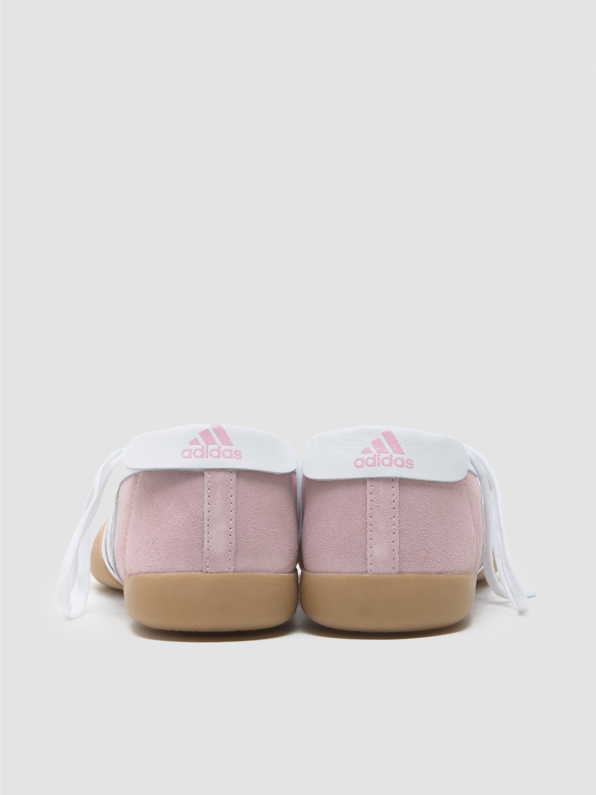 WMNS Taekwondo Mei Ballet Sneaker in Clear Pink & White