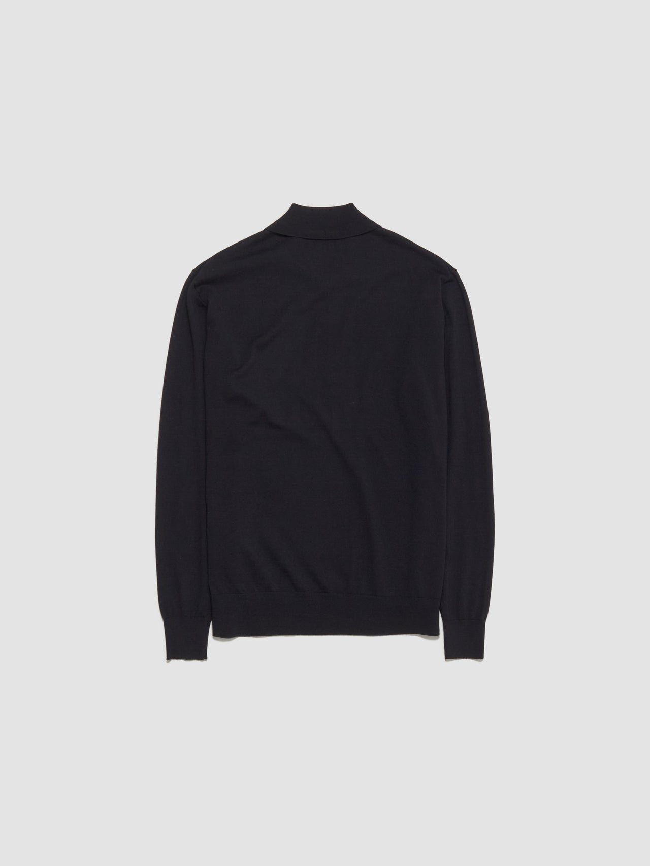 Muano Polo in Black