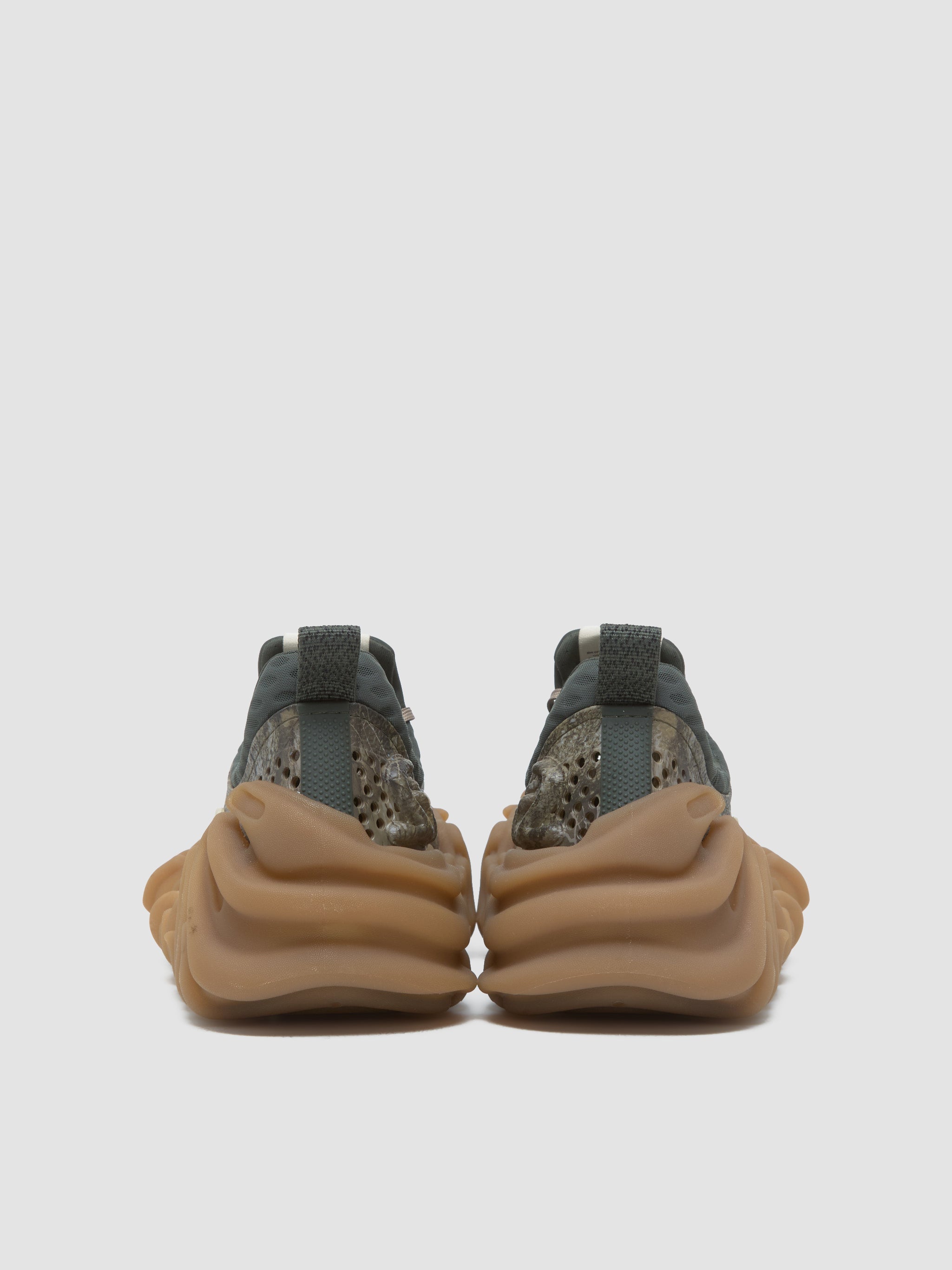 x Salehe Bembury Juniper Sneaker in Realtree