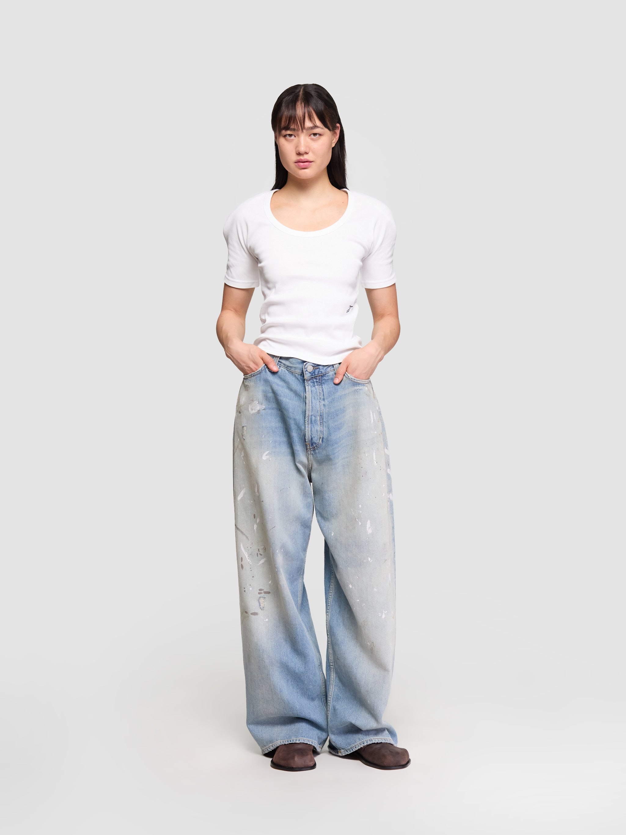 Loose Fit - 2023 Trafalgar Jeans in Light Blue
