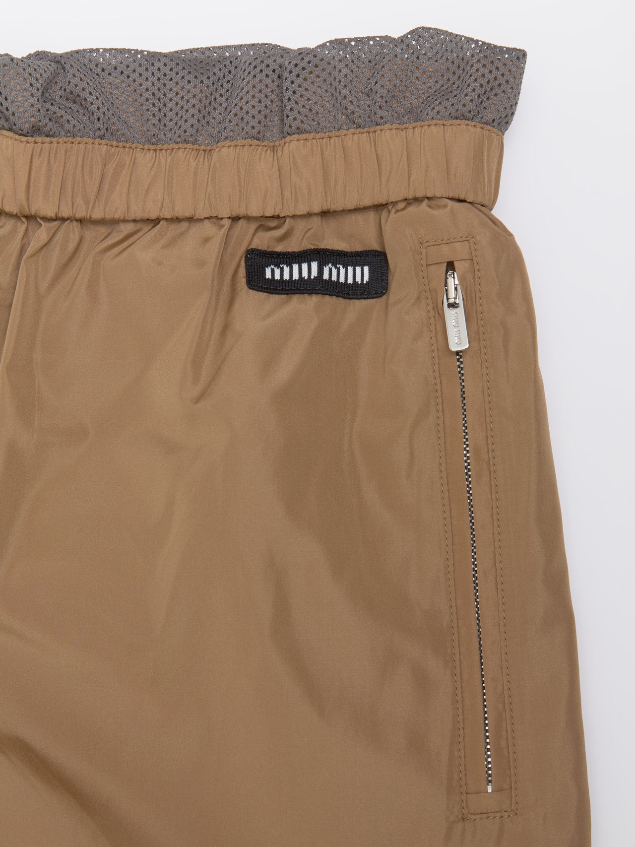 Technical Silk Bermudas in Sesame