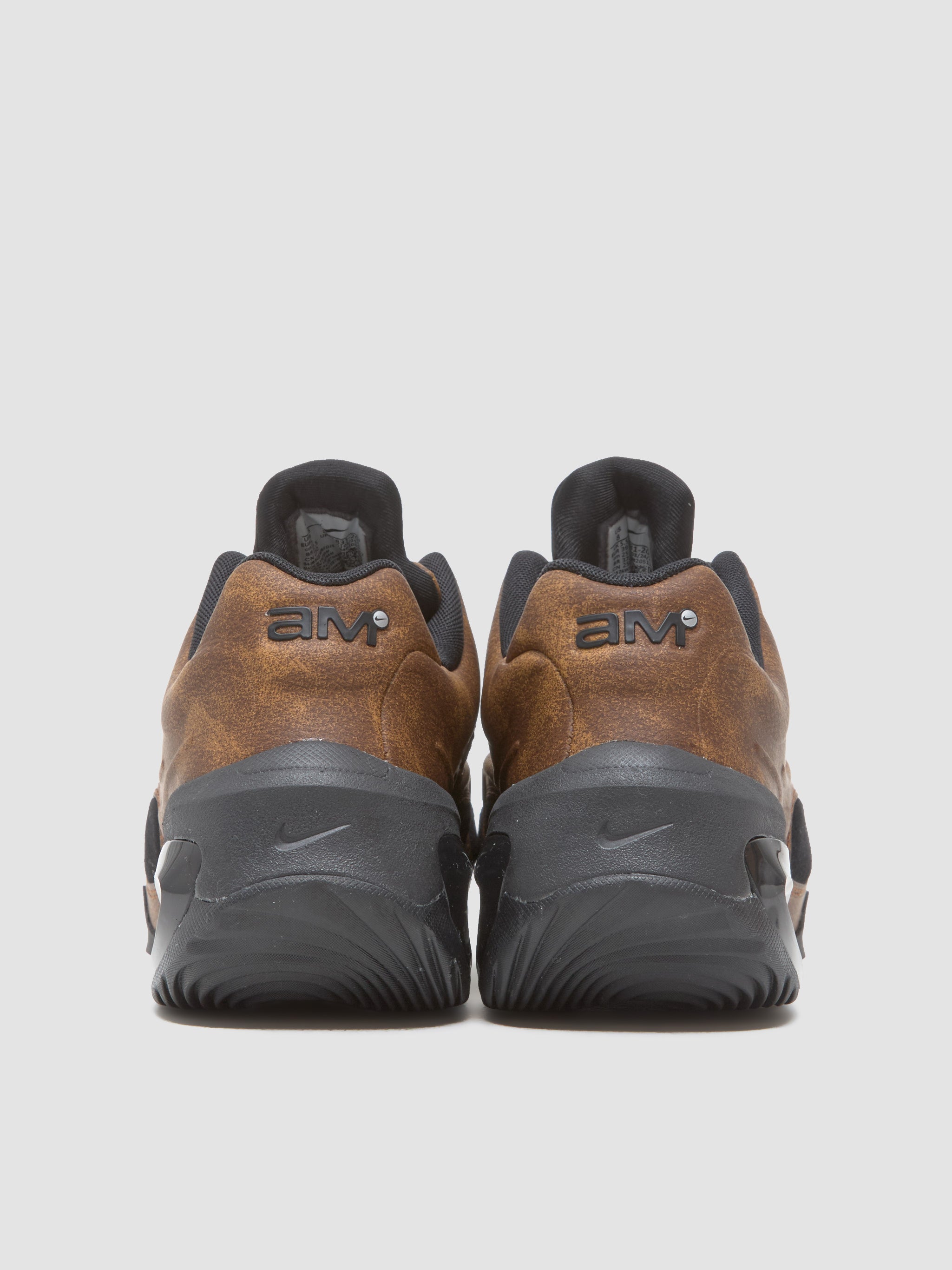 WMNS Air Max Muse Sneaker in Light British Tan & Black