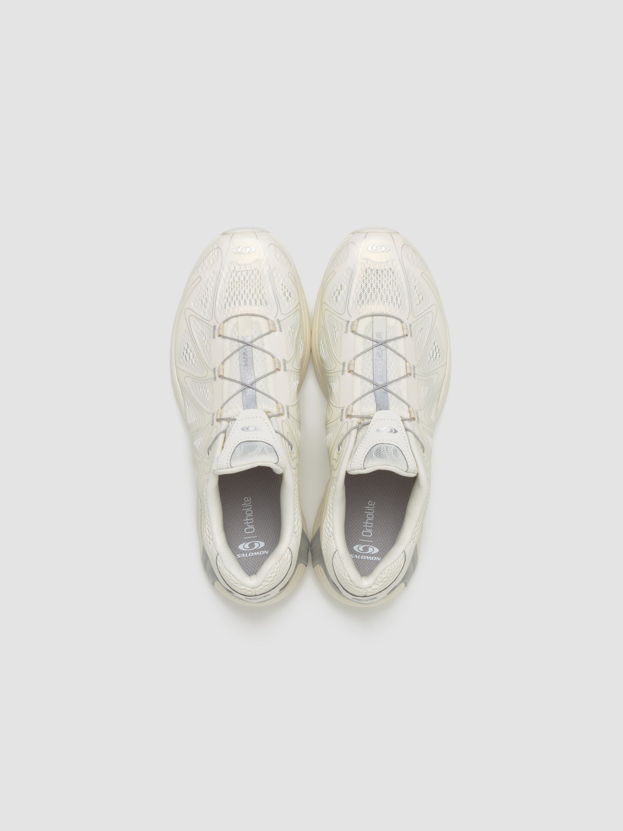 XT-WHISPER VOID Sneaker in Vanilla Ice