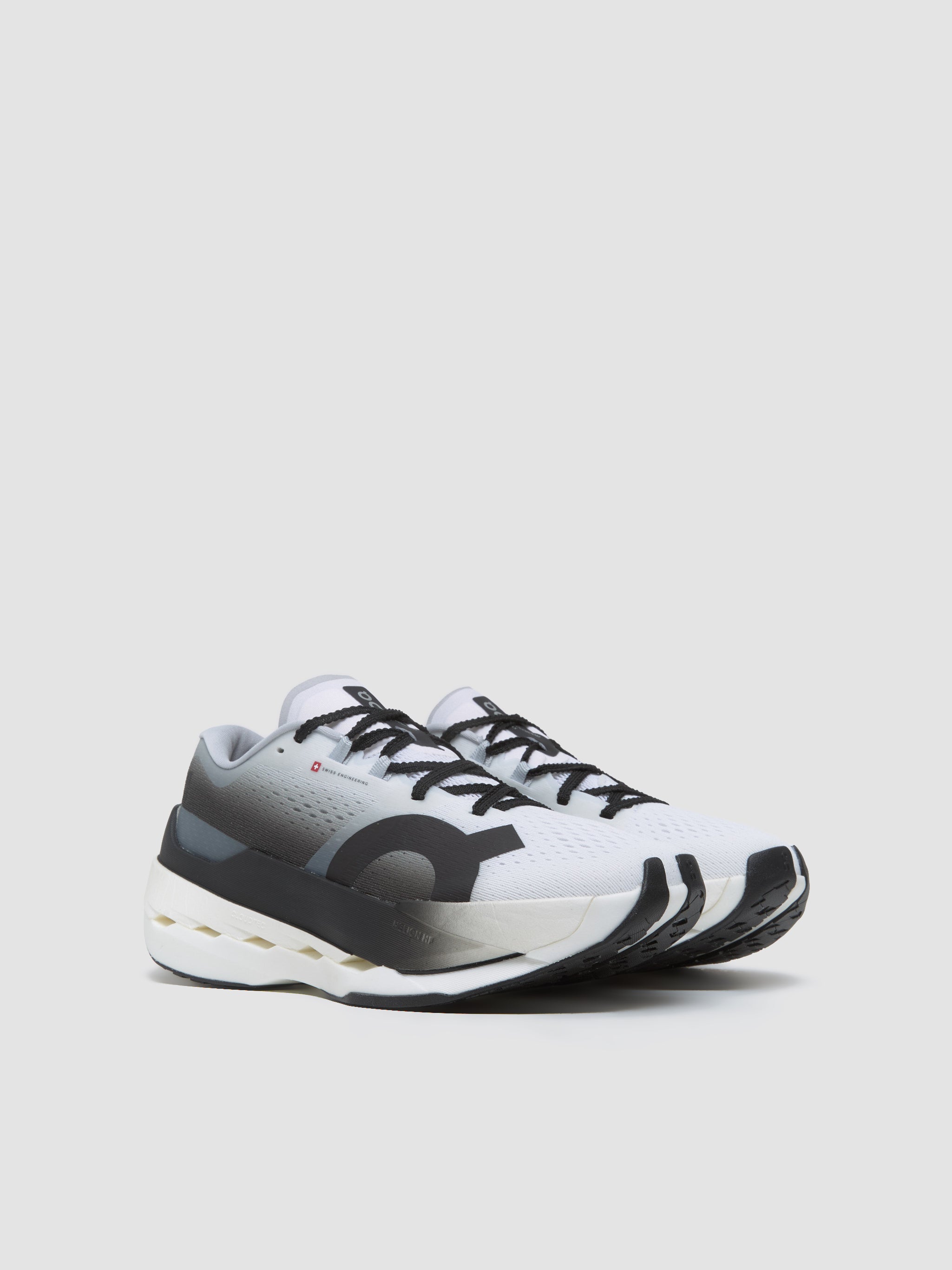 Men's Cloudboom Max Sneaker in White & Black