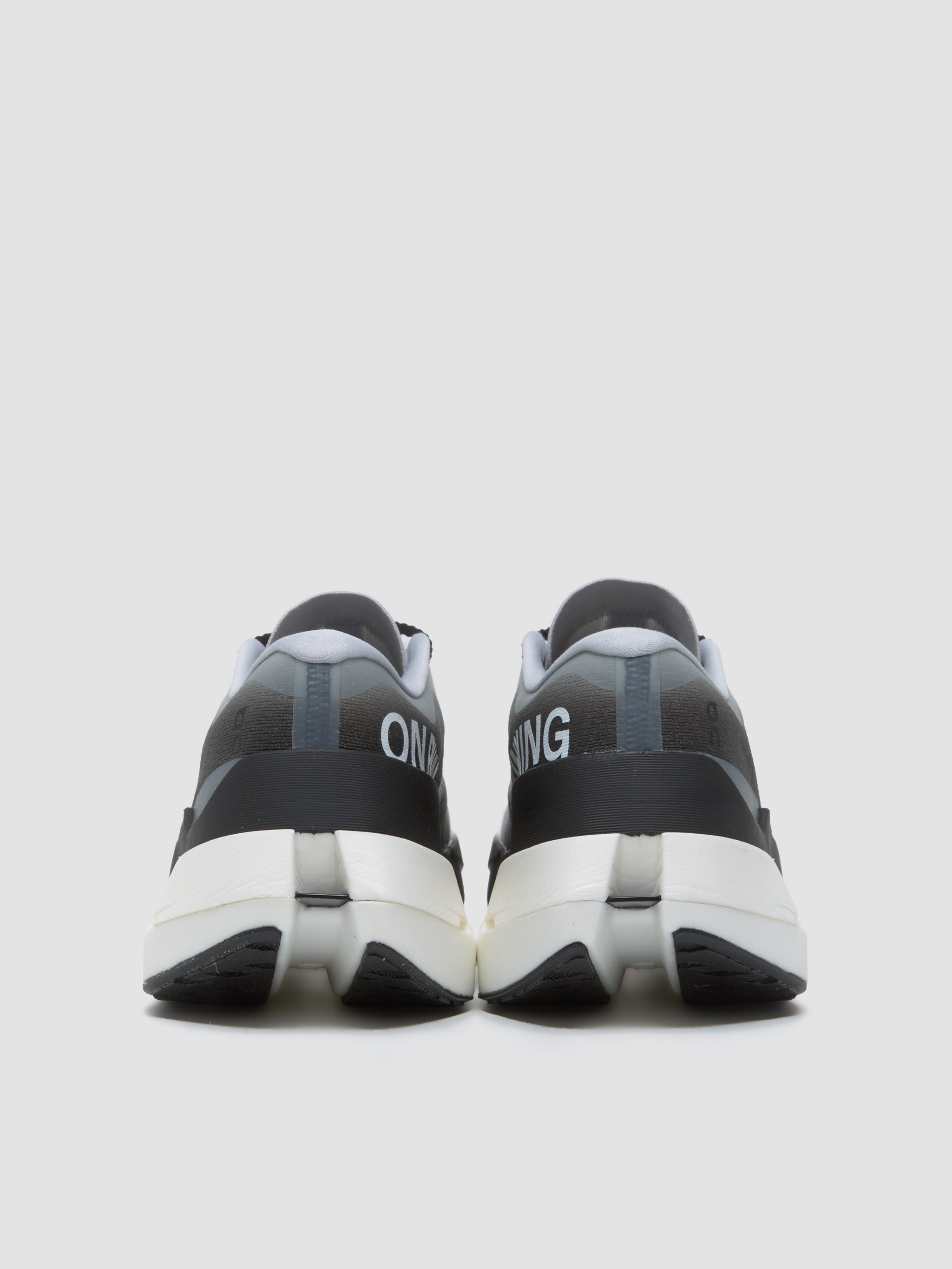 Men's Cloudboom Max Sneaker in White & Black