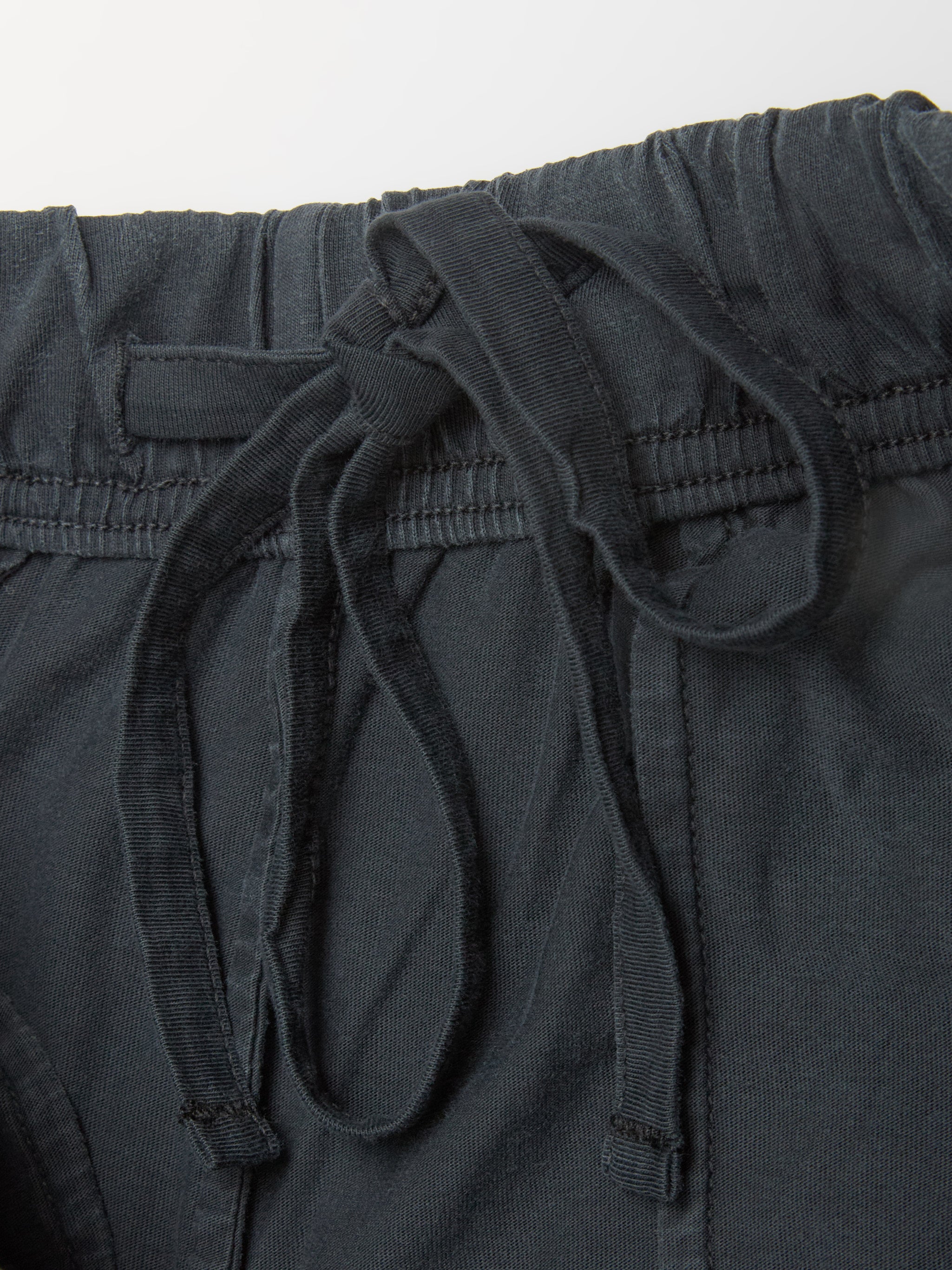 Flow Pants in Washed Black