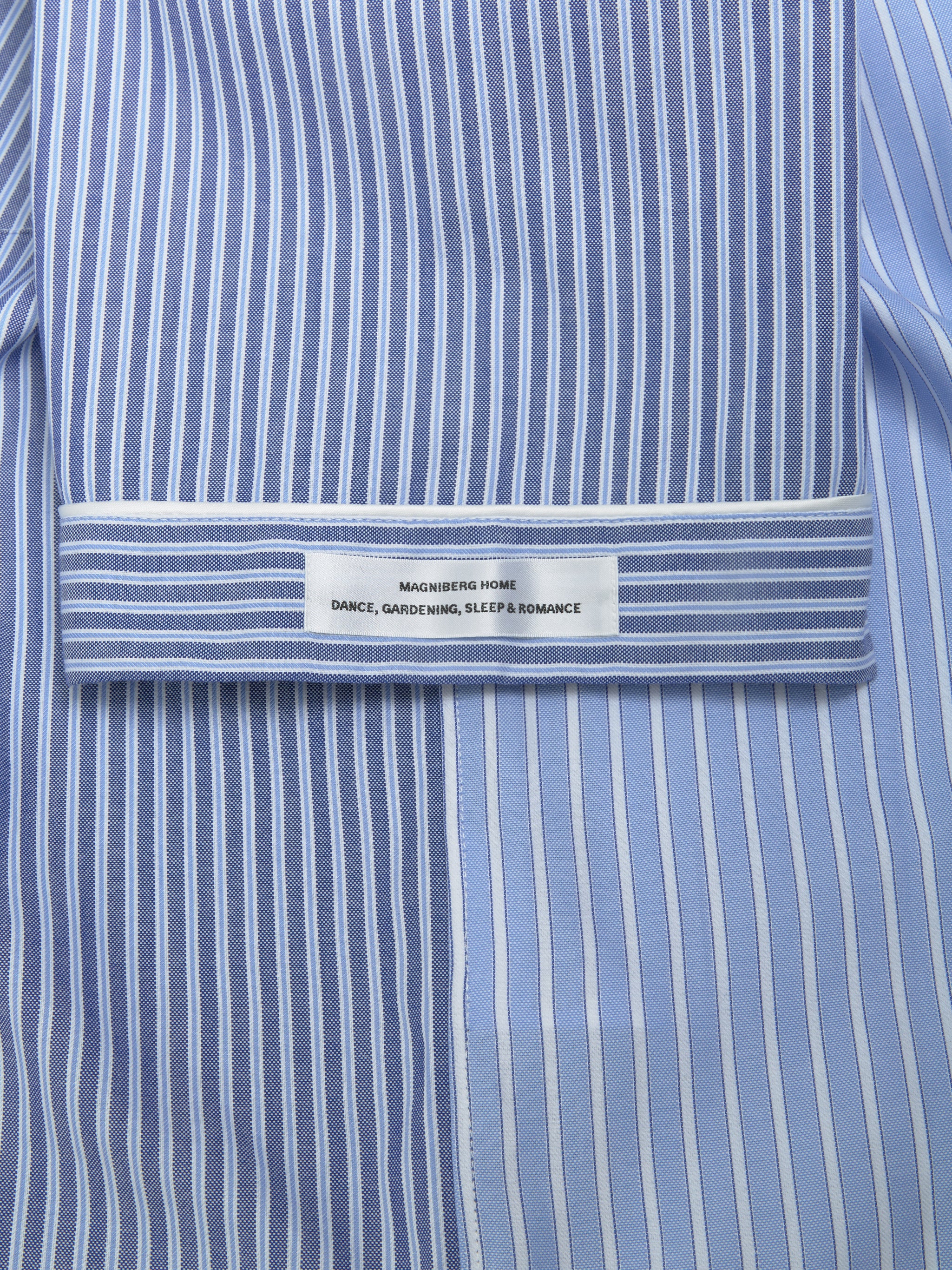 Wall Street Short Sleeve Shirt in Blue Stripes One
