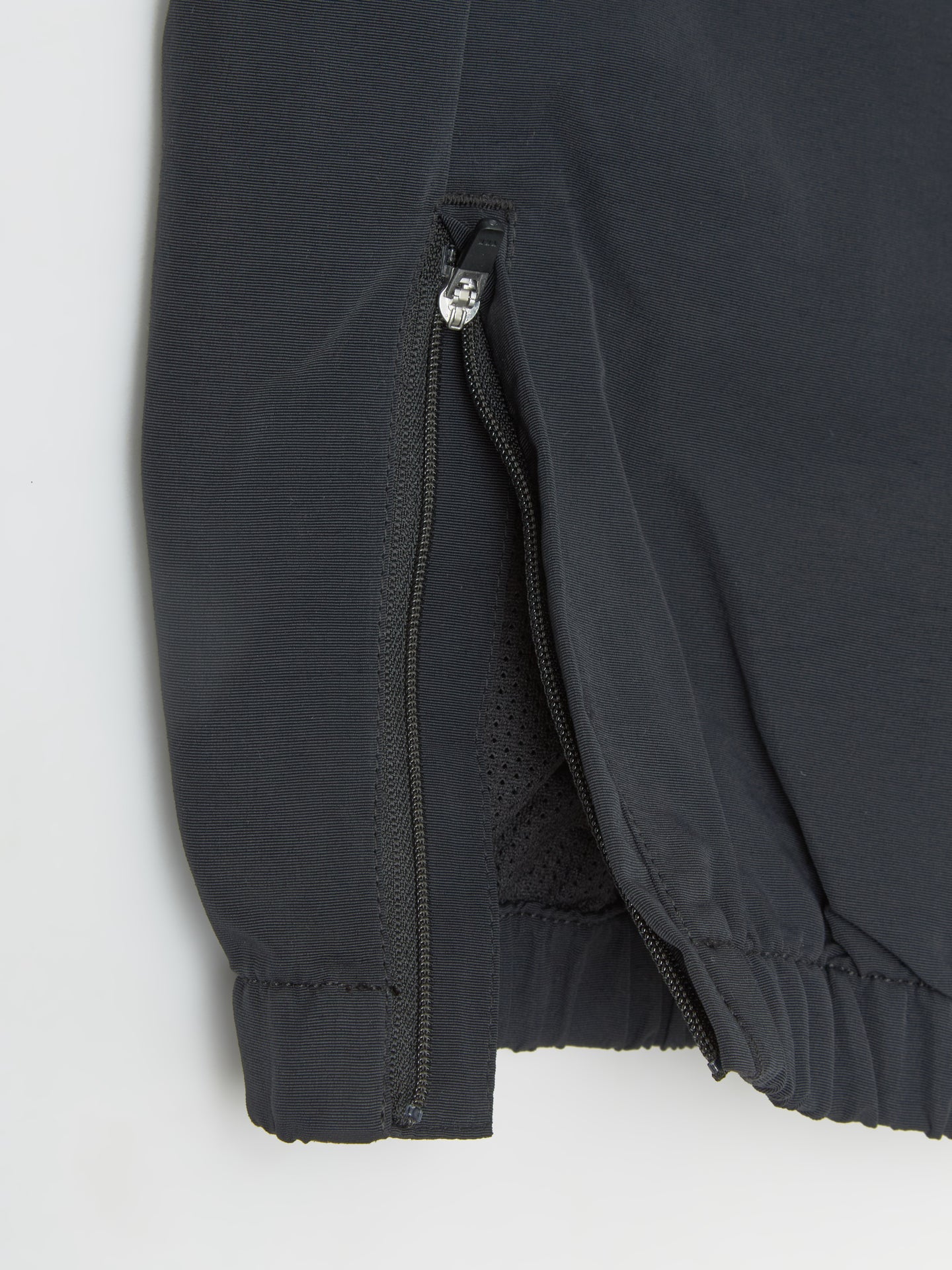 Training Pants in Black
