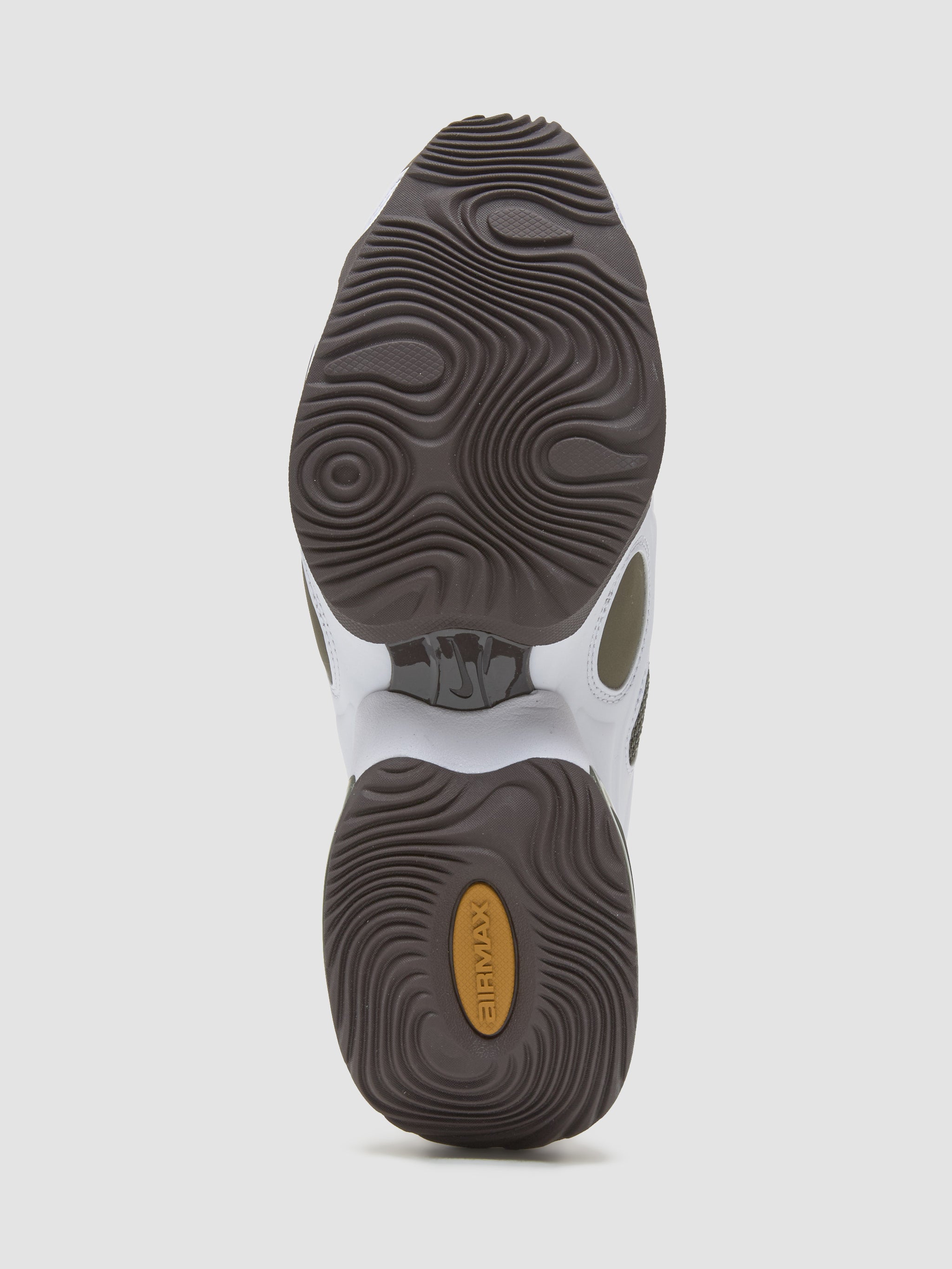 x Veneda Carter WMNS Air Max Muse Sneaker in White & Hyper Pink