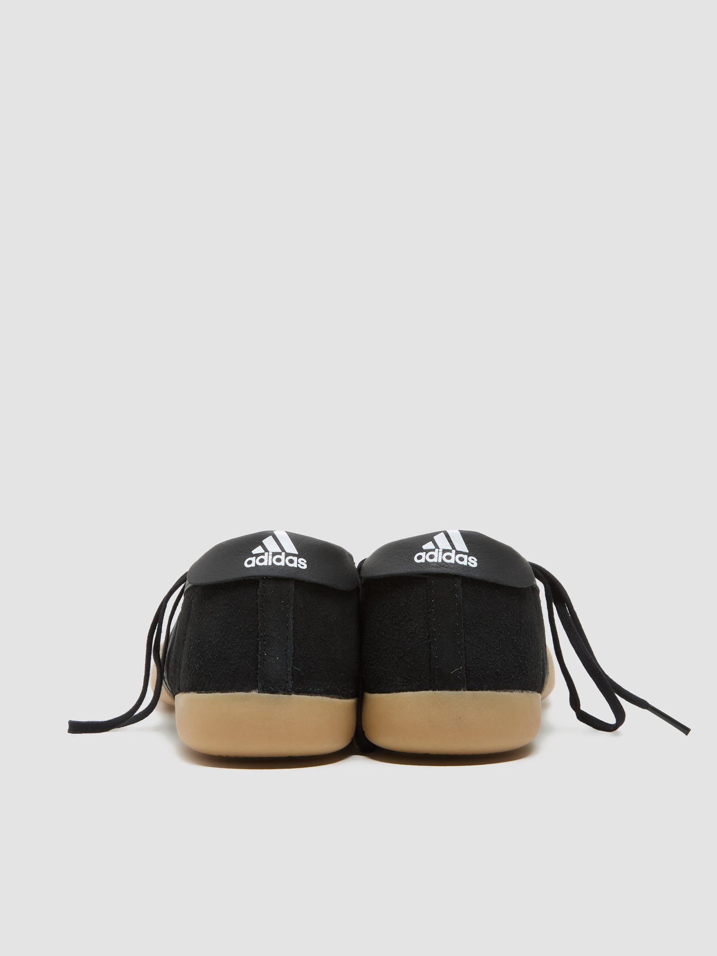WMNS Taekwondo Mei Ballet Sneaker in Core Black & White