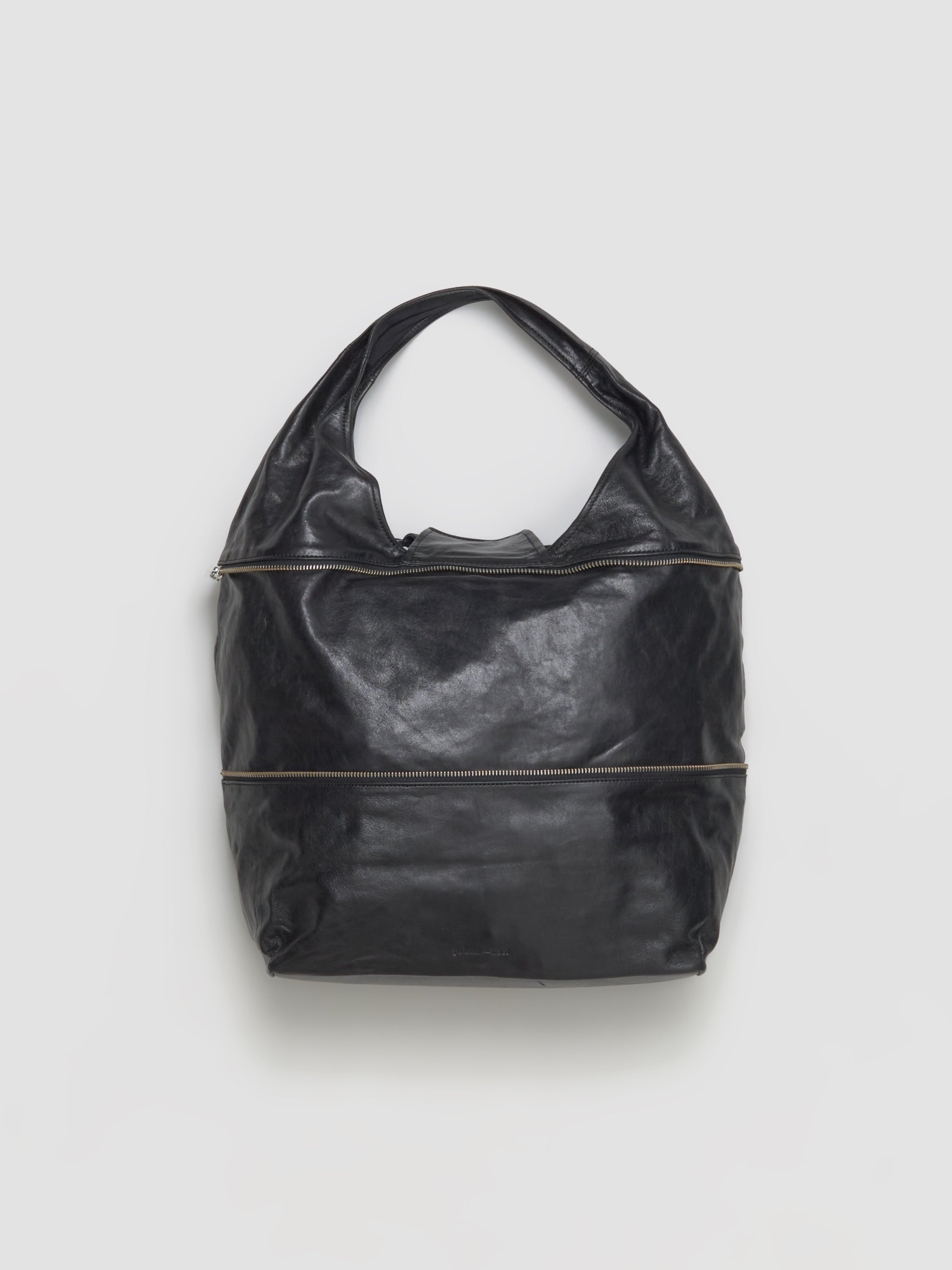 Riba Zip Bag in Black