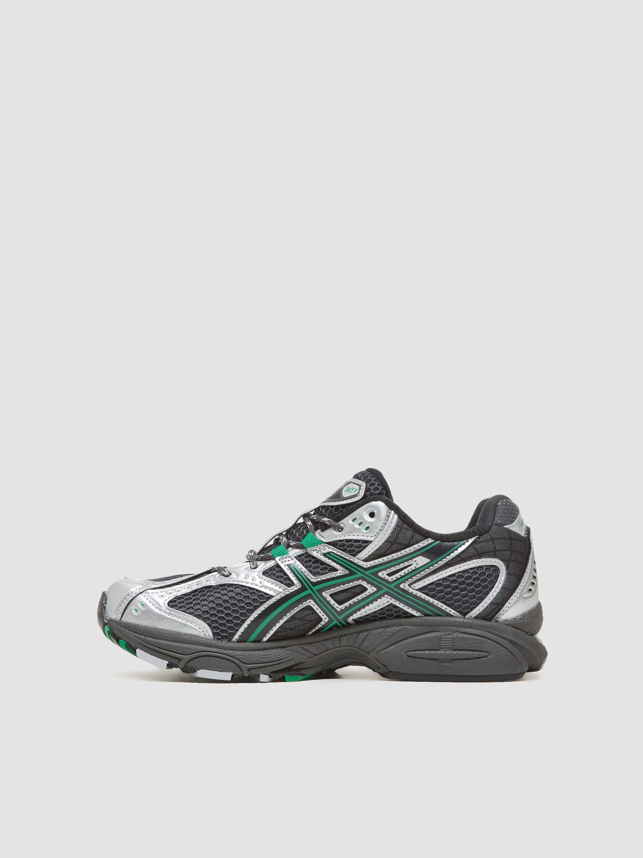 GEL-NIMBUS 10.1 Sneaker in Obsidian Grey & Green Basil