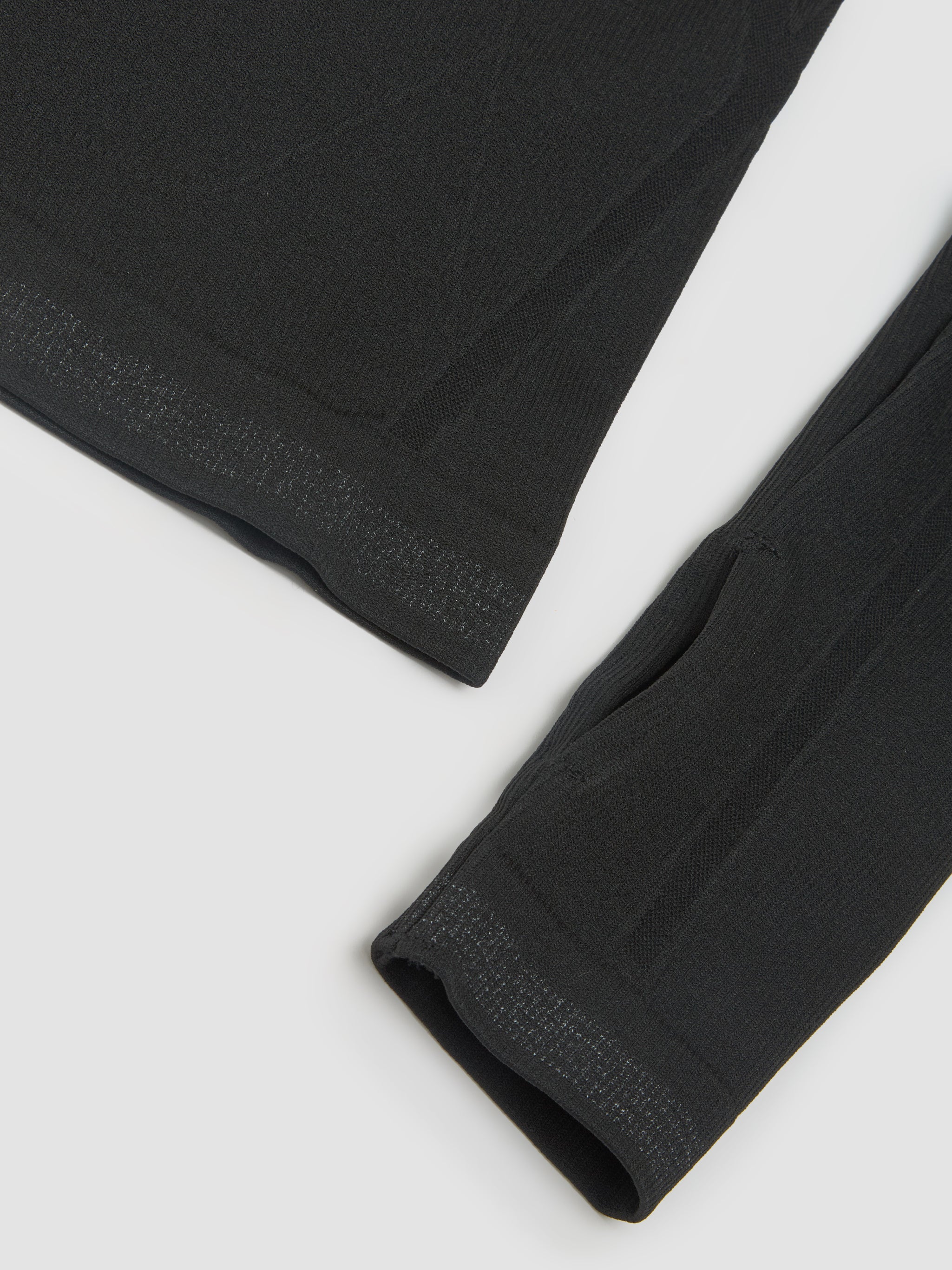 Latitude Soar Base Layer in Blackout