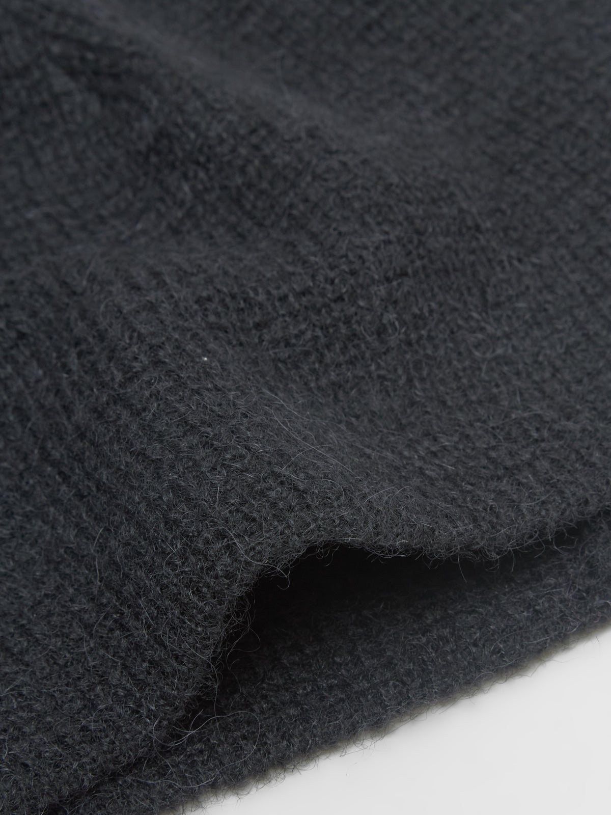 Beanie in Black Fuzzy Alpaca