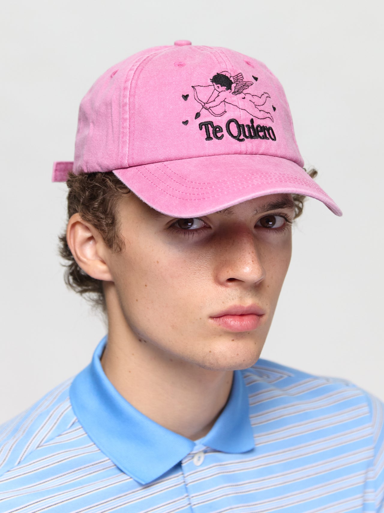 Te Quiero Cap in Off-Pink