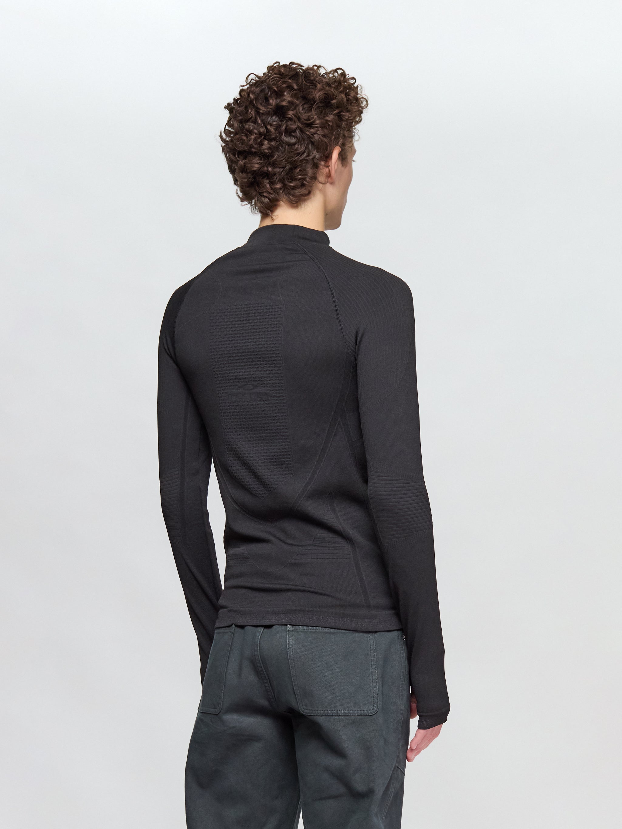 Latitude Soar Base Layer in Blackout
