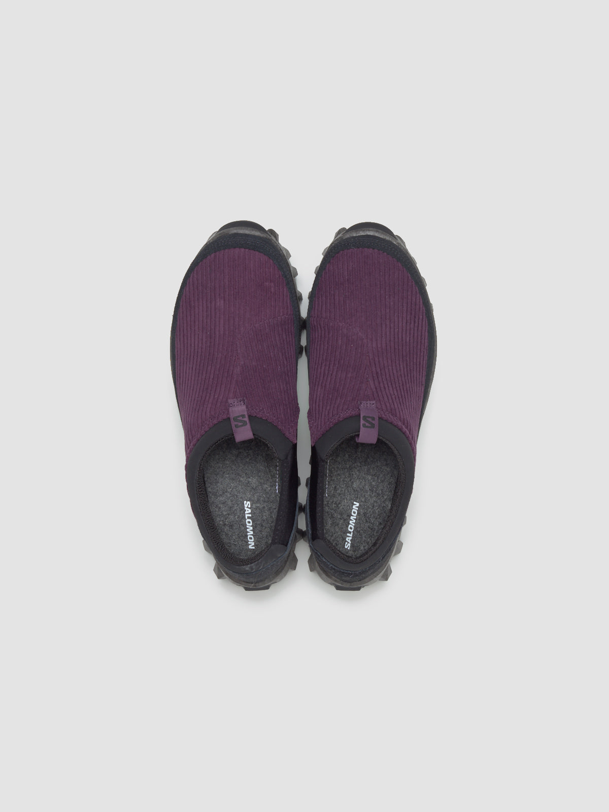 SNOWCLOG CORDUROY Sneaker in Plum & Black