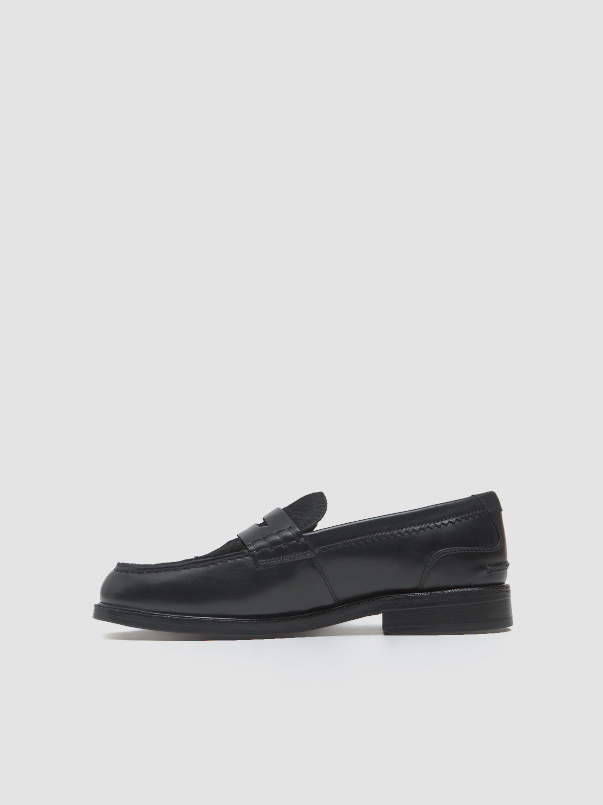 Craft James Loafers in Black