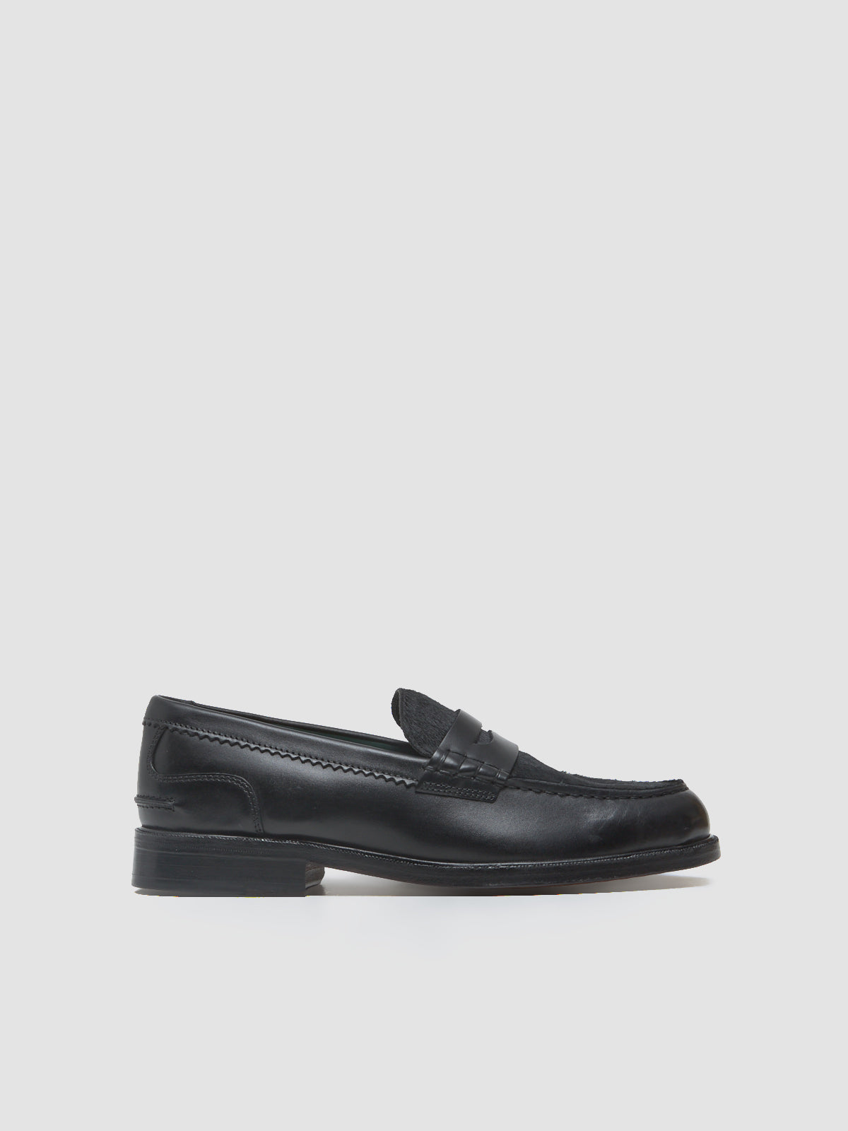 Craft James Loafers in Black