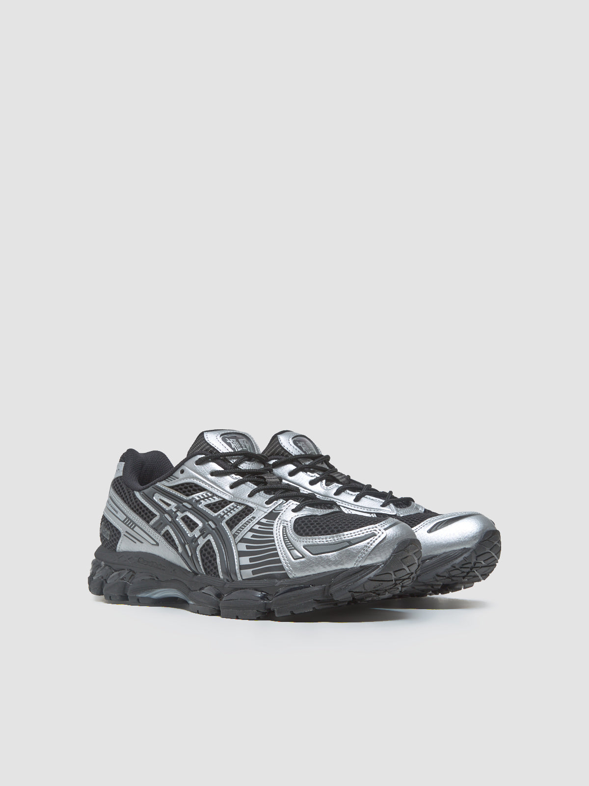 GEL-KAYANO 12.1 Sneaker in Black & Graphite Grey