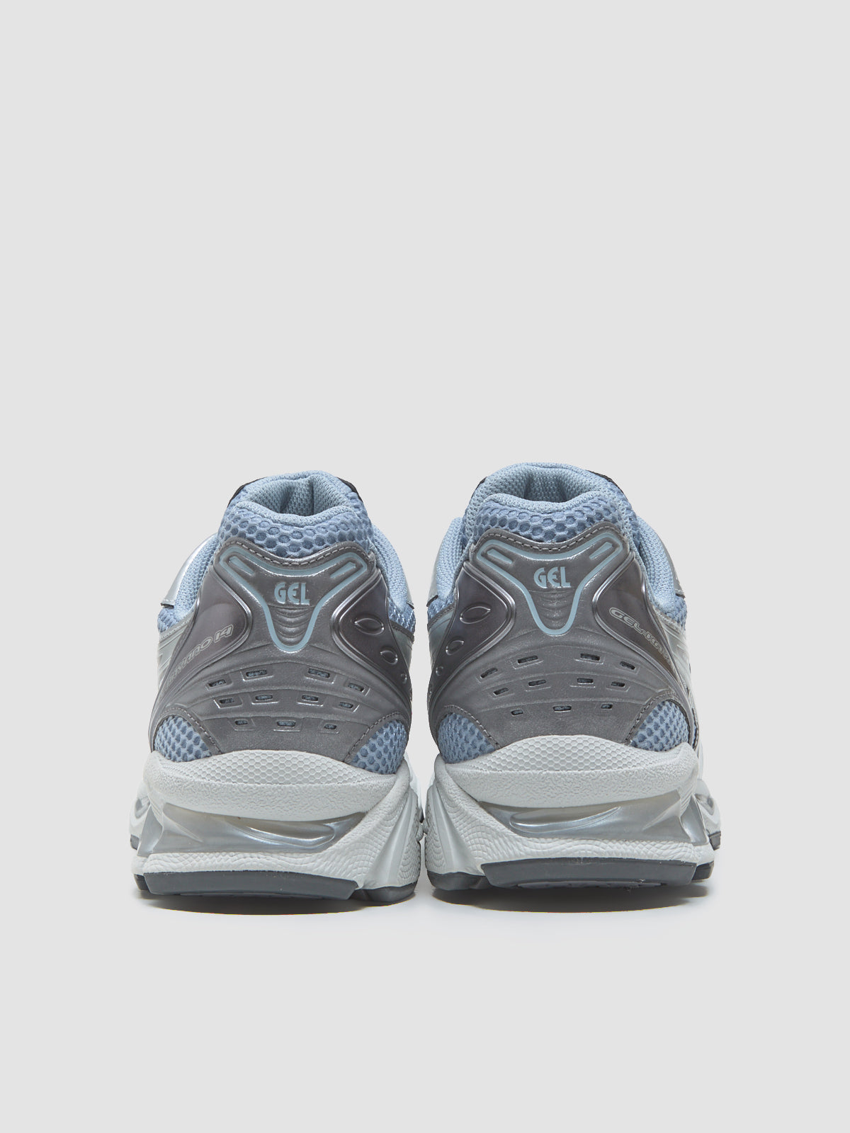 GEL-KAYANO 14 Sneaker in Dolphin Grey & Pure Silver