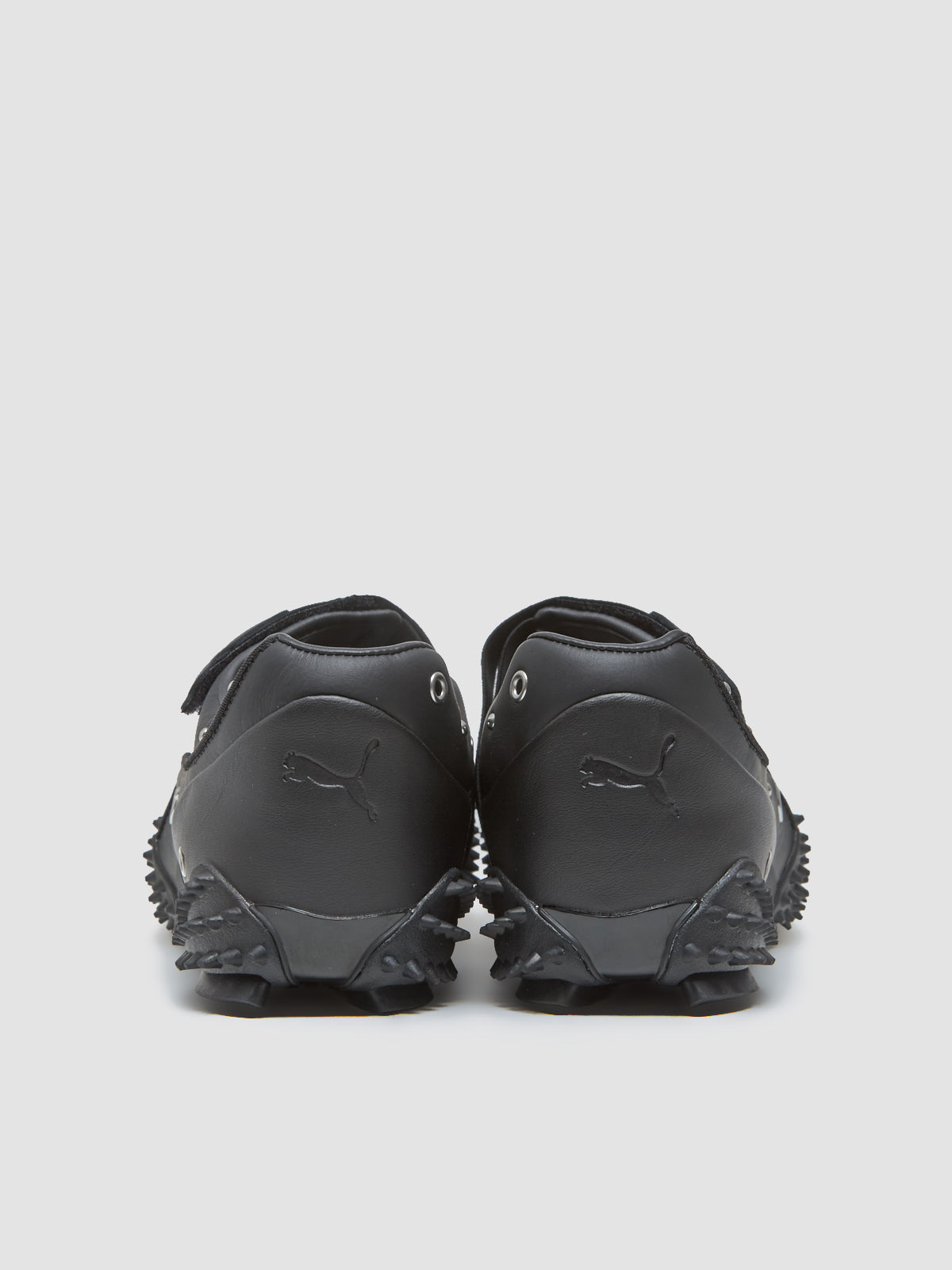 WMNS Mostro Fey Studs Sneaker in Black & Silver