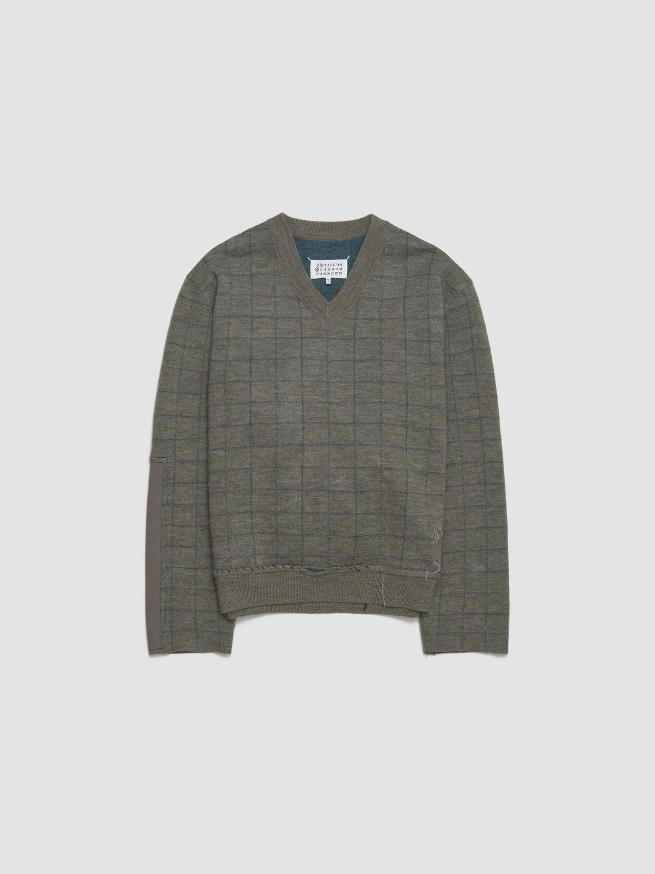 V-Neck Sweater in Military Green