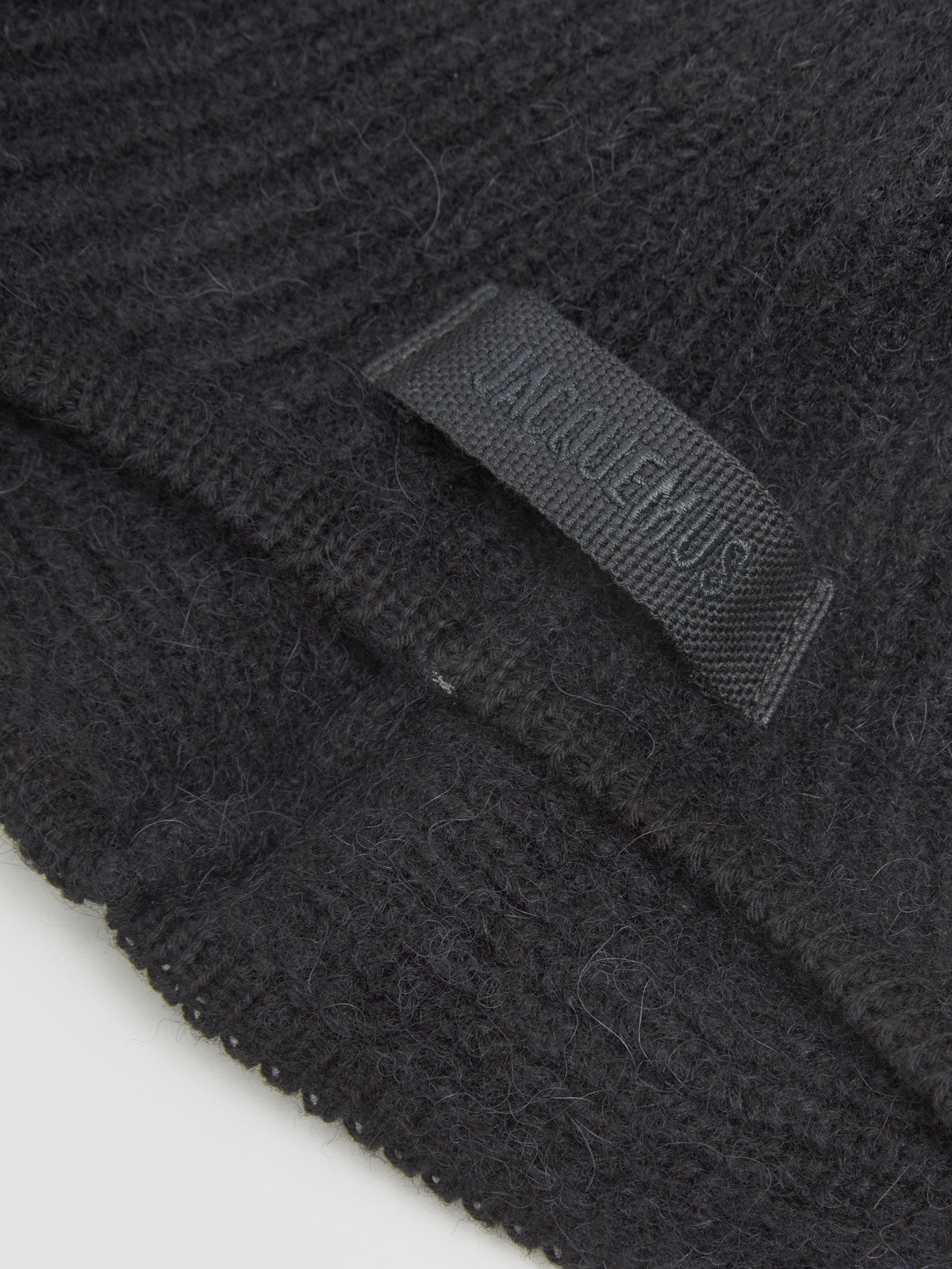 La Capuche Gros Grain in Black