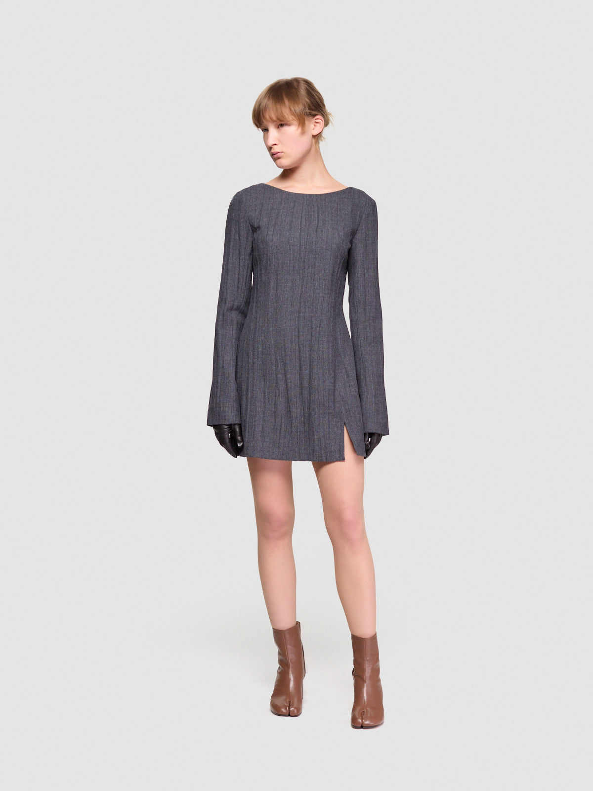 Firm Dress in Stone Grey Plisse Wool