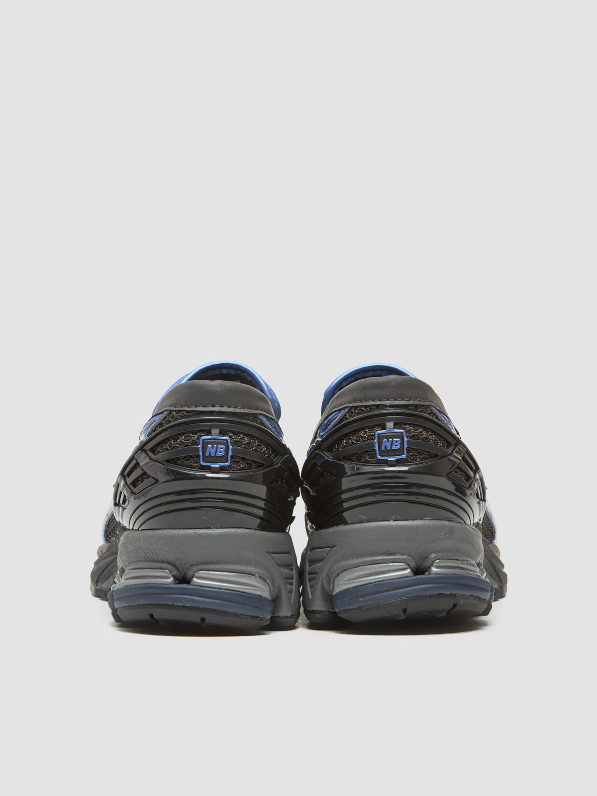 U1906 Loafers in Black Cement & Blue Gemstone