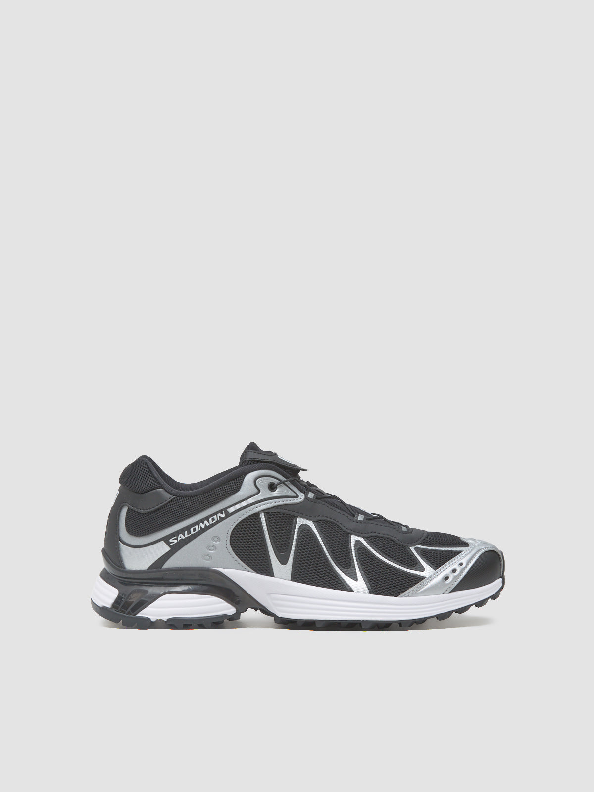 XT-WHISPER Sneaker in Black & Silver