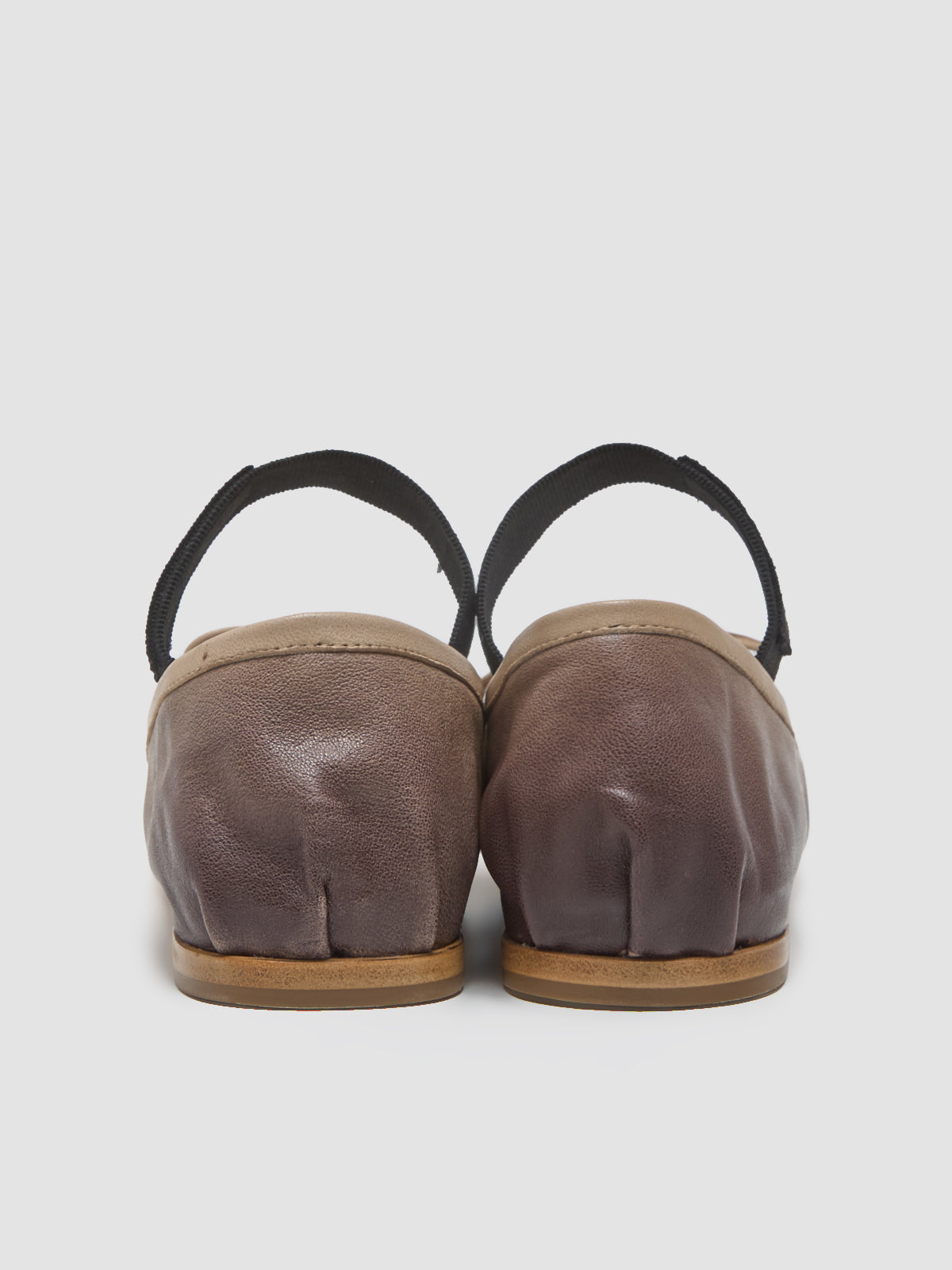 Leather Ballerinas in Sand