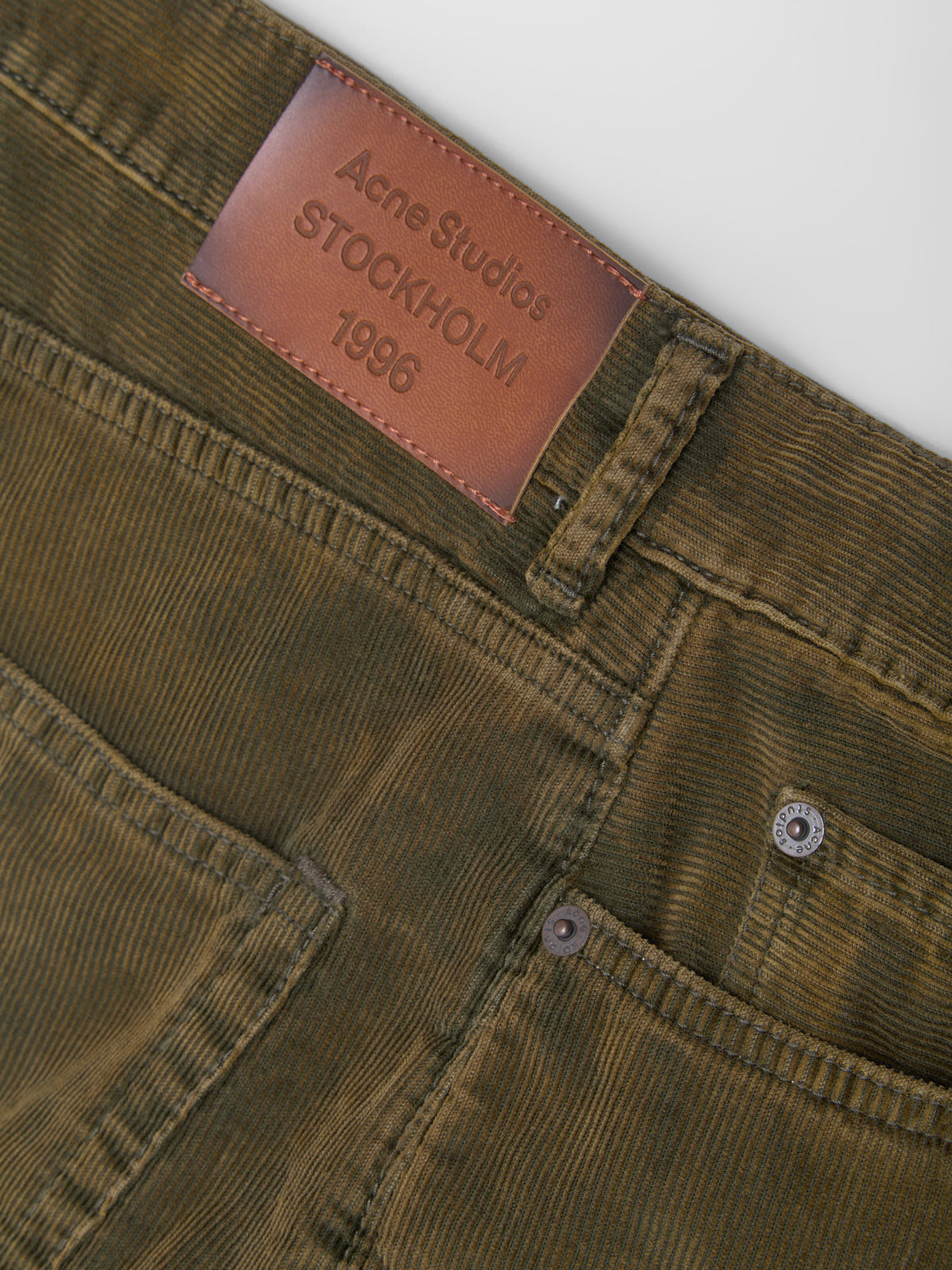 Denim Jeans in Olive Green