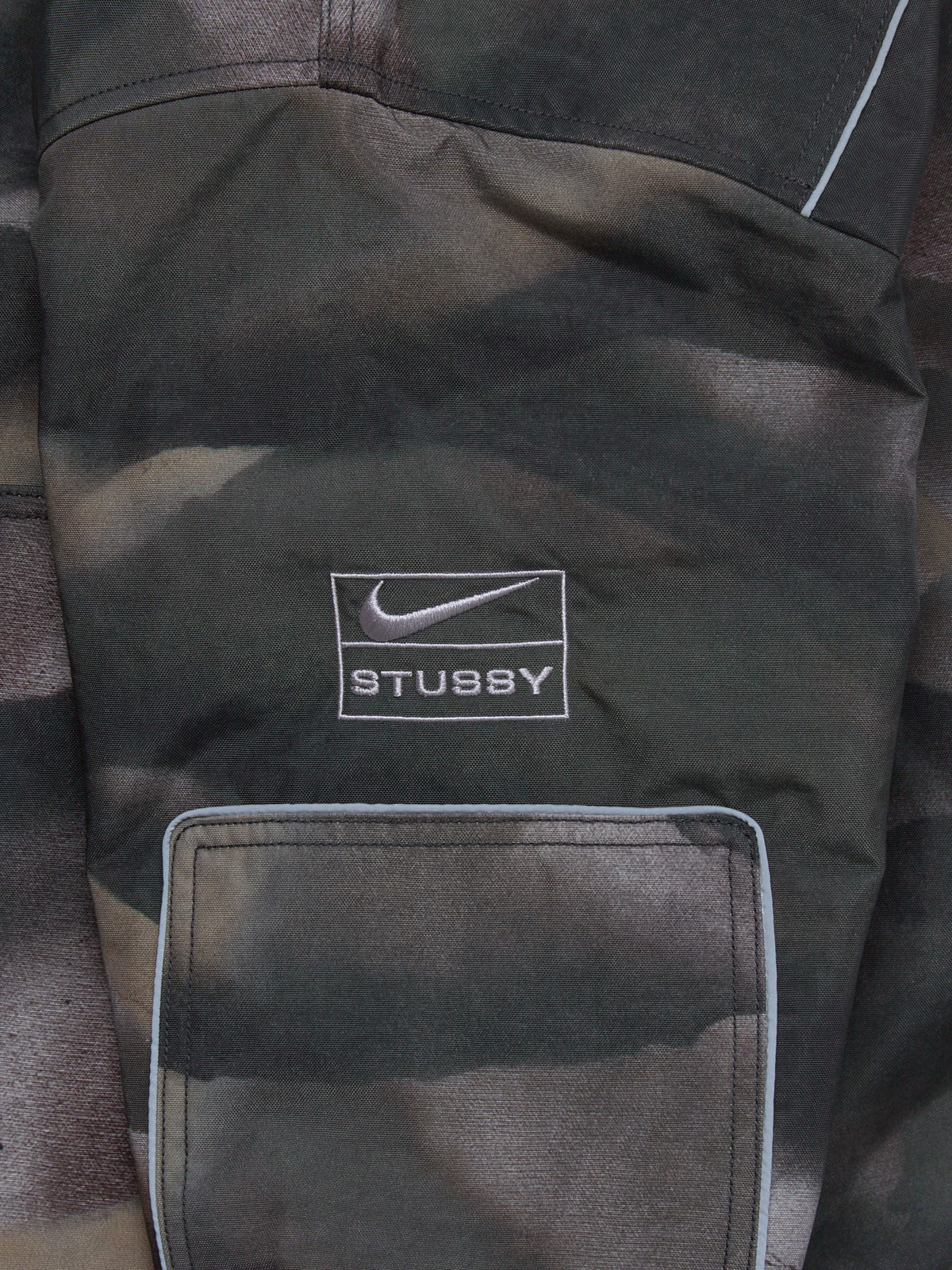 x Stüssy Hooded Utility Jacket in Multicolor