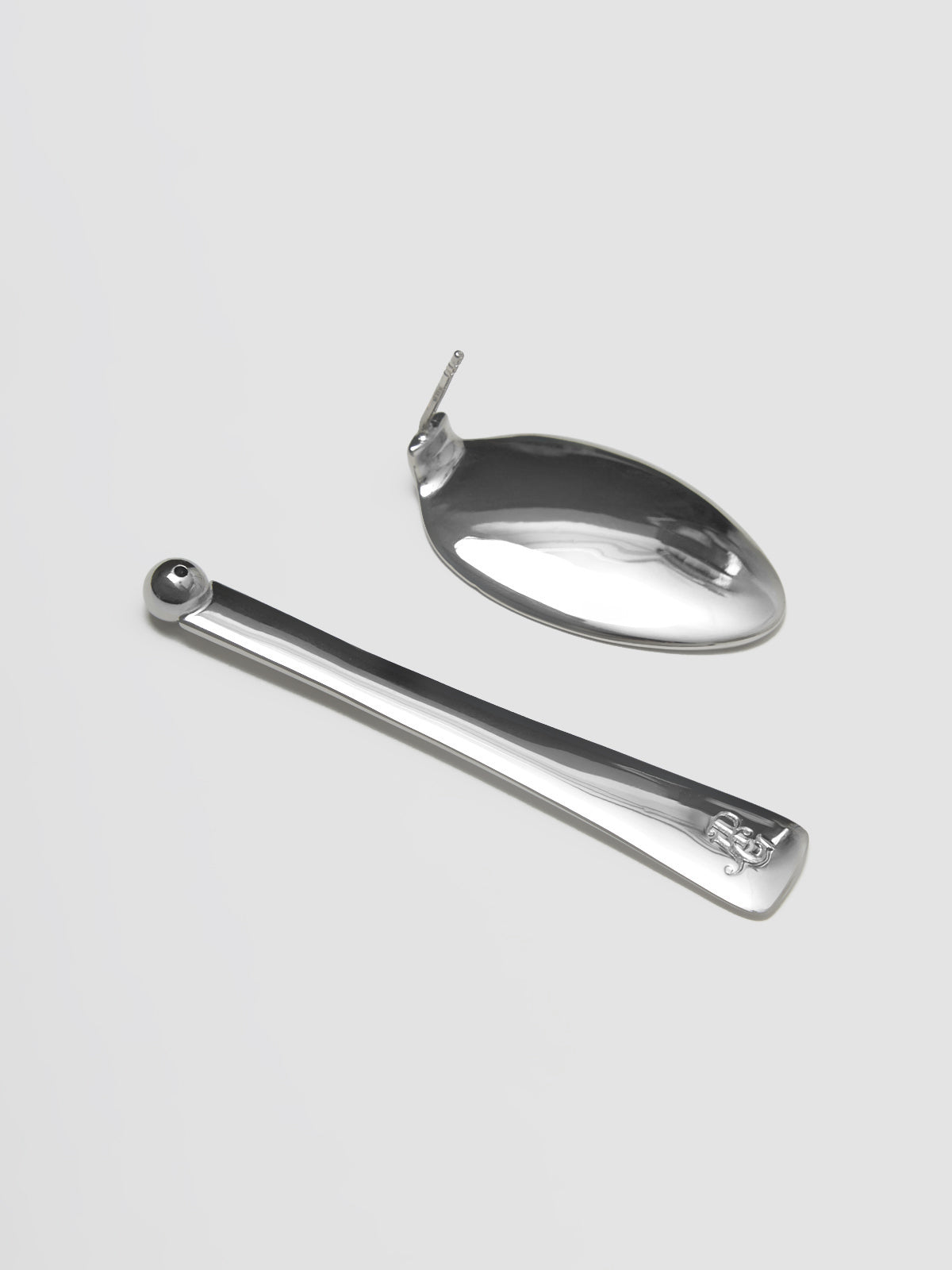 Cutlery Mono Earring in Silver
