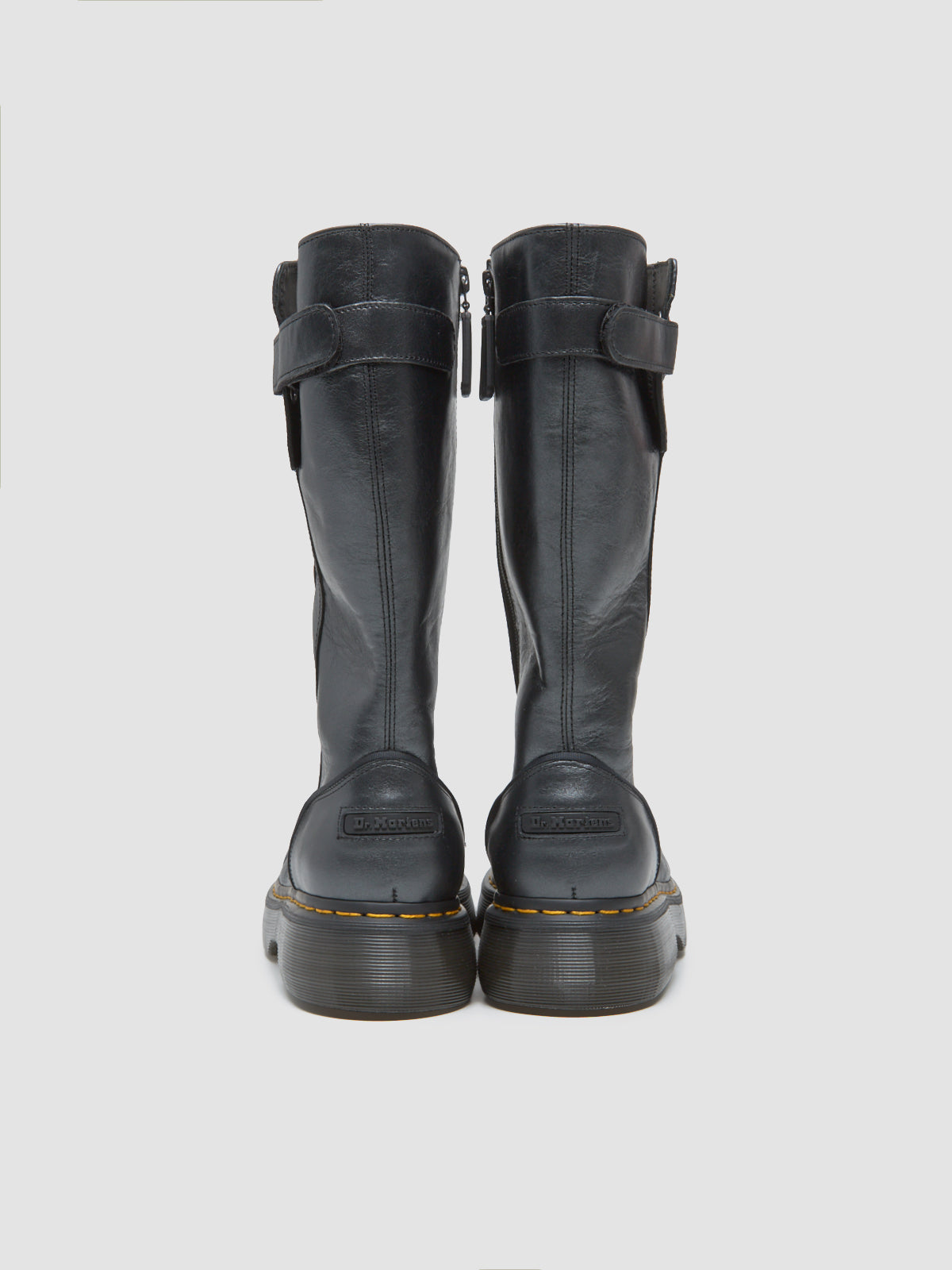 Buzz Hi Boots in Black