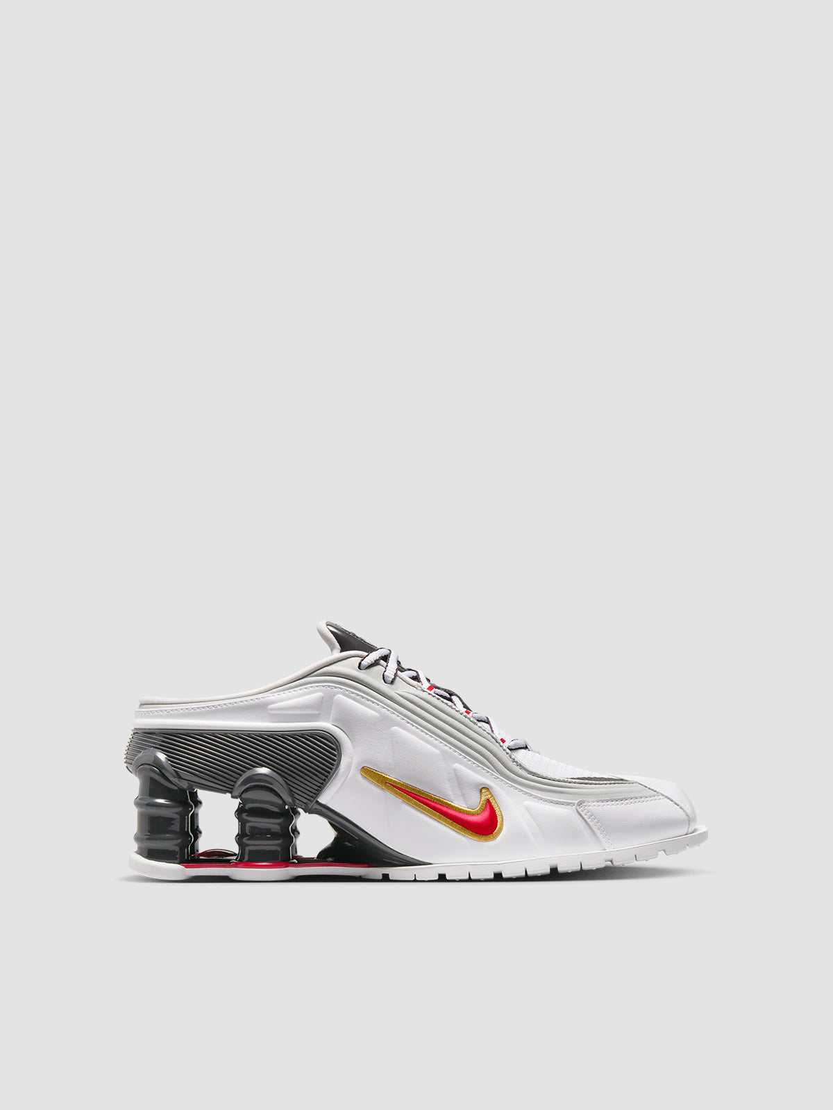 x Martine Rose WMNS Shox MR4 Sneaker in White & Varsity Red