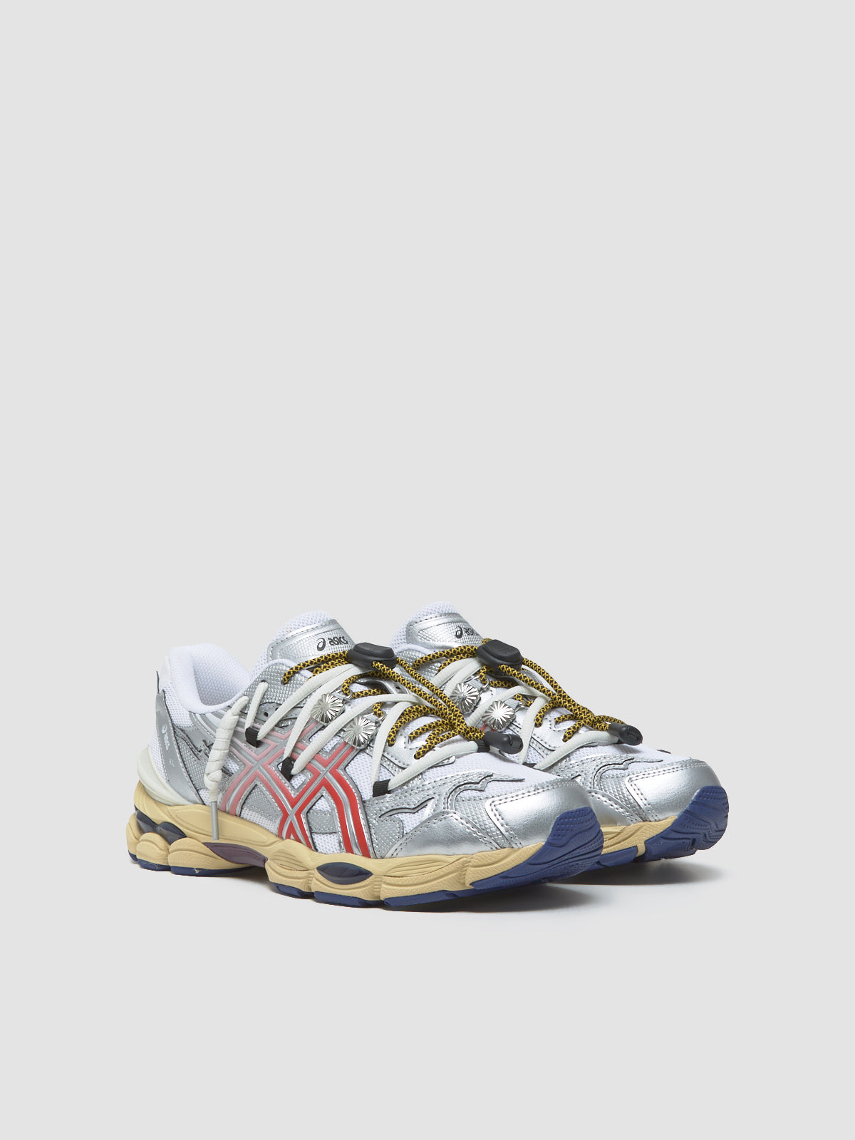 x TOGA ARCHIVES GEL-CUMULUS 16 TG Sneaker in White & Red Pure Silver