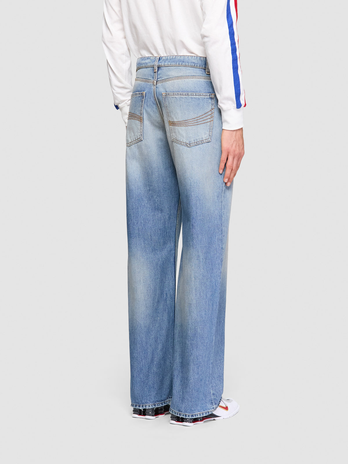 Breakwater Wash Denim Jeans in Blue