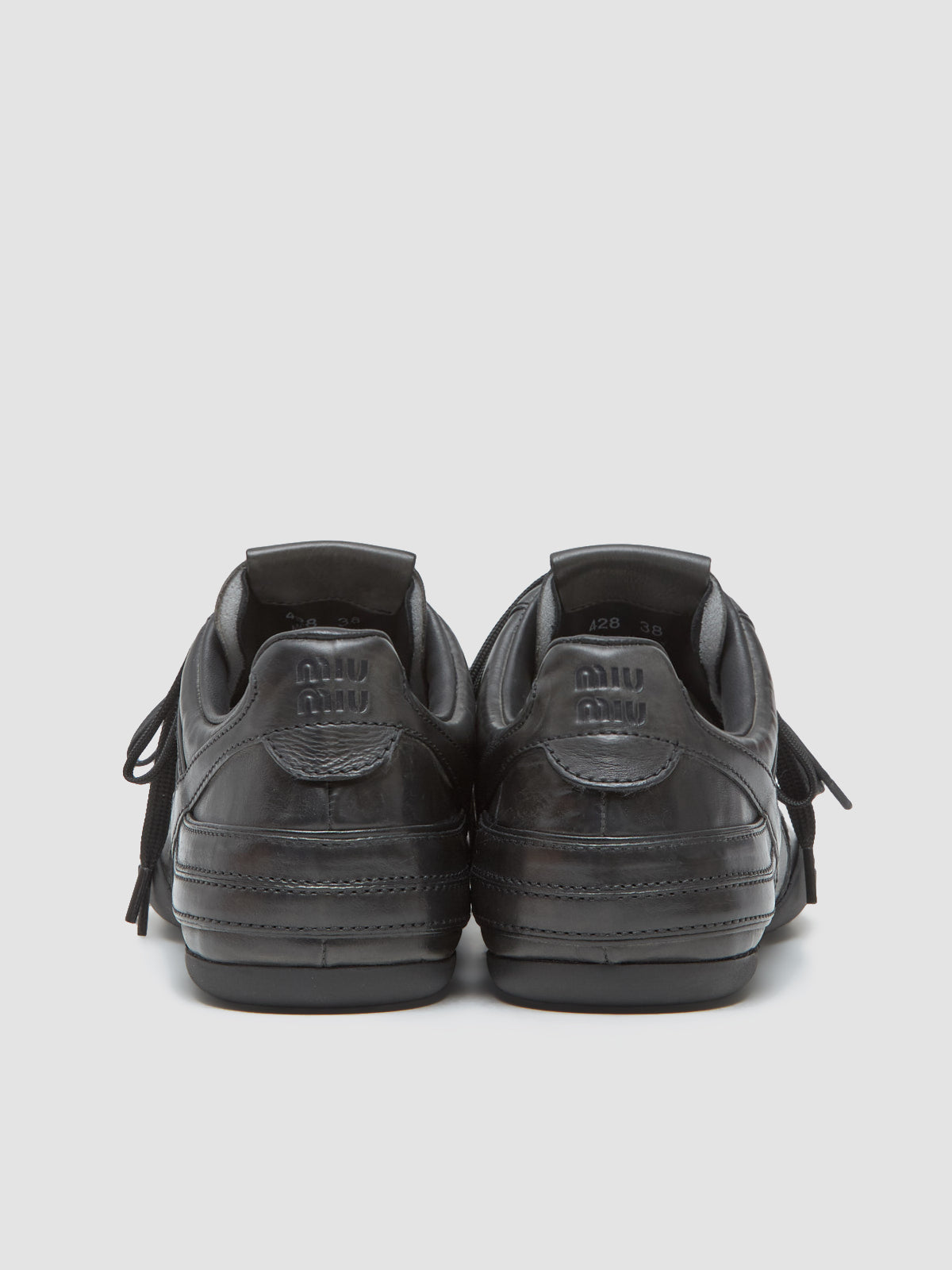 Gymnasium Leather Sneaker in Black