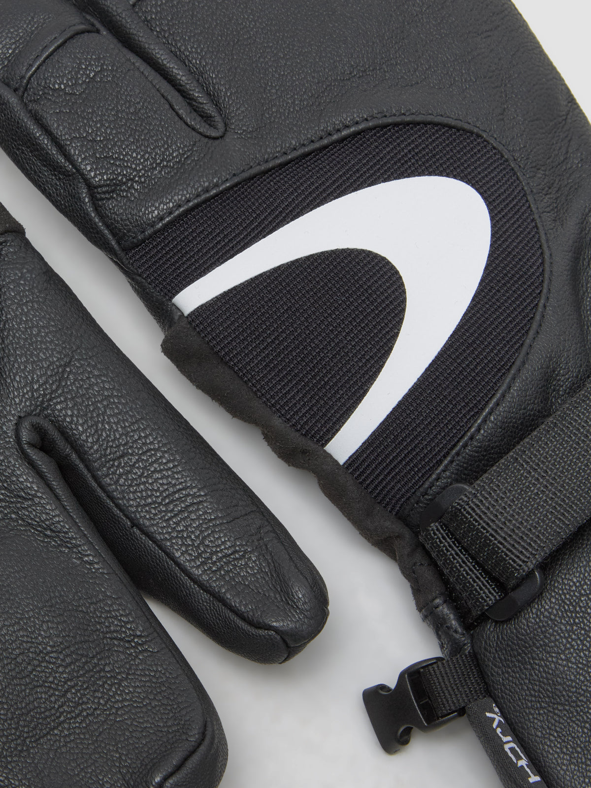 Timberline 3-Finger Gloves in Blackout