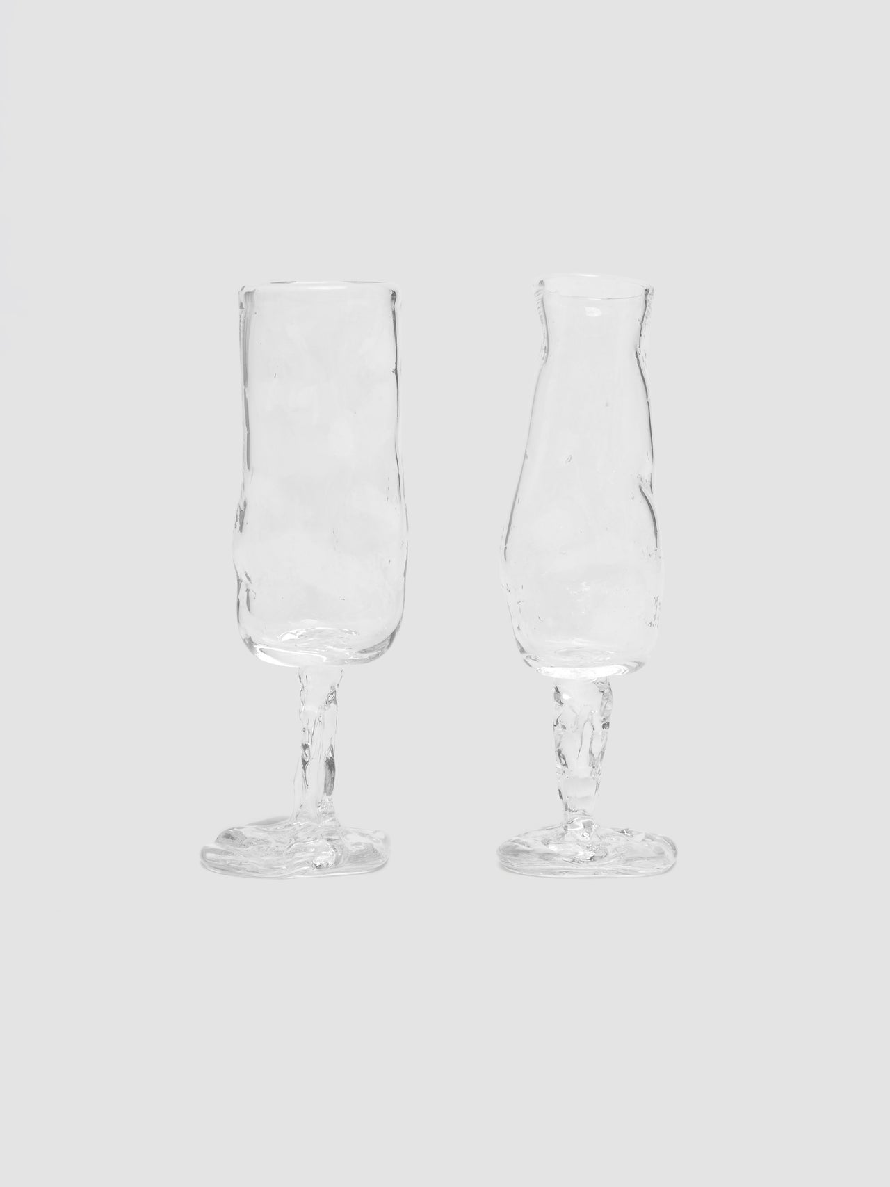 x VOO Set of Champagne Glasses in Transparent