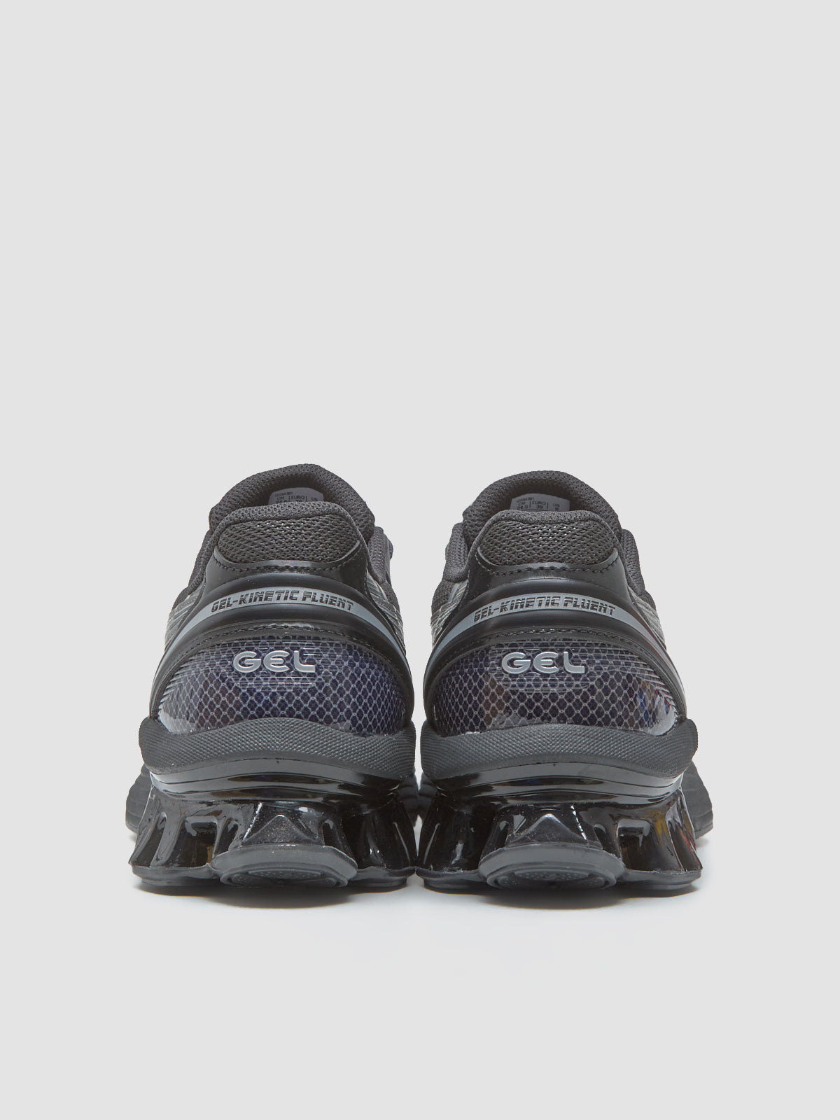 GEL-KINETIC FLUENT Sneaker in Graphite Grey & Pure Silver