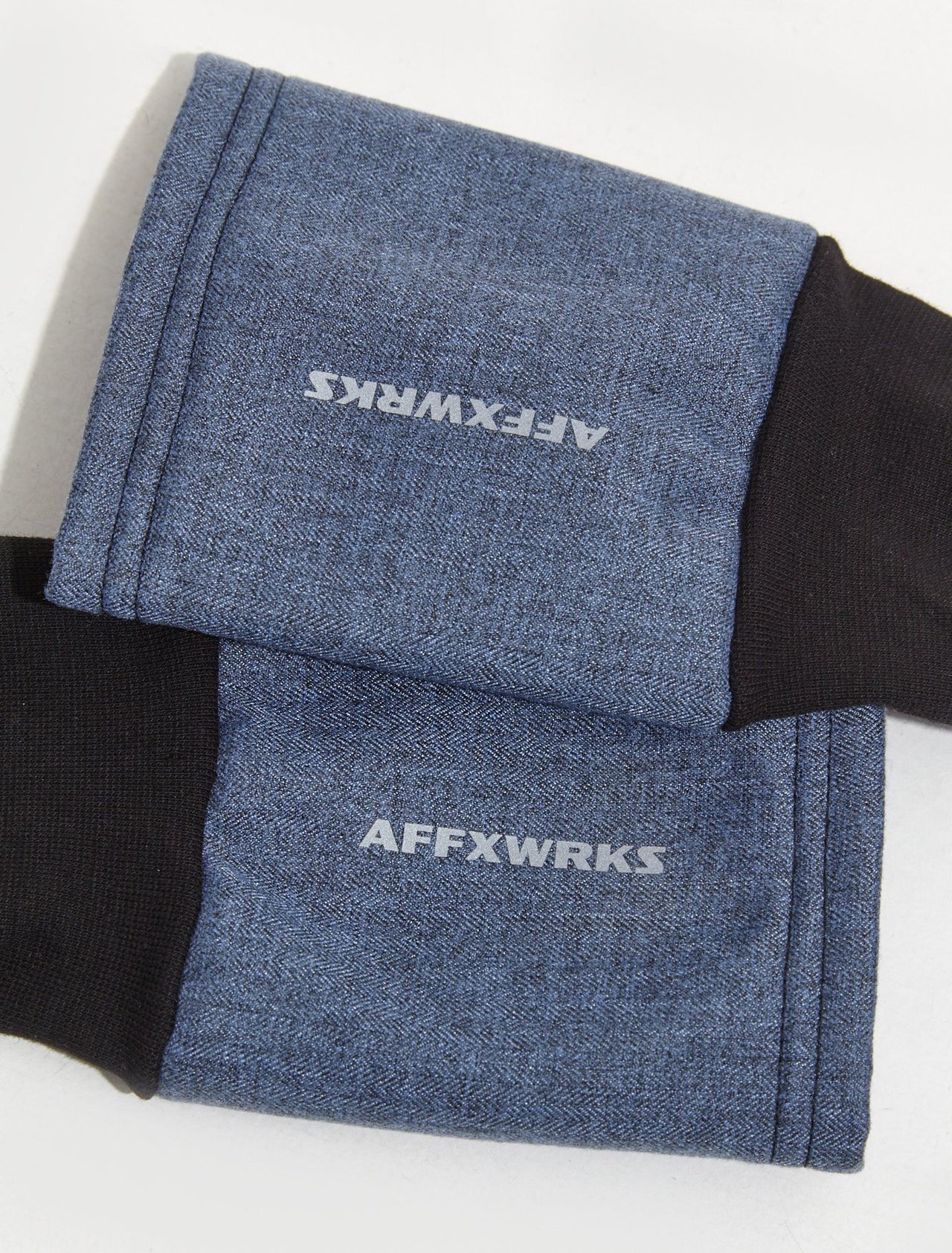 Hand Warmers in Peppered Blue