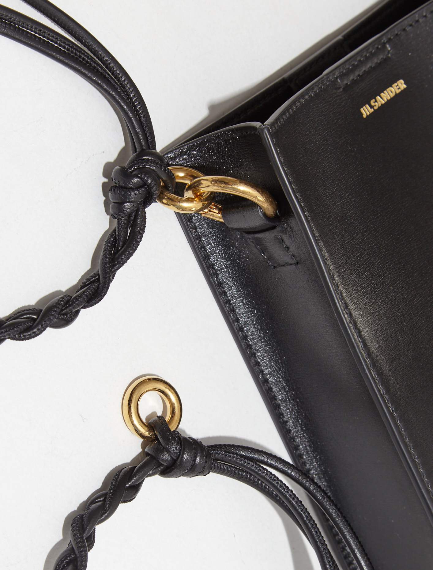 Tangle Crossbody Bag in Black