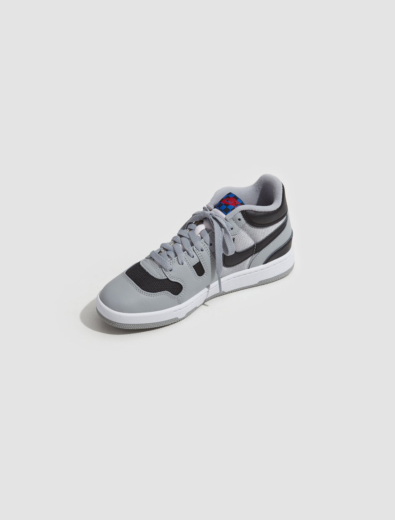 Mac Attack QS SP Sneaker in Smoke Grey