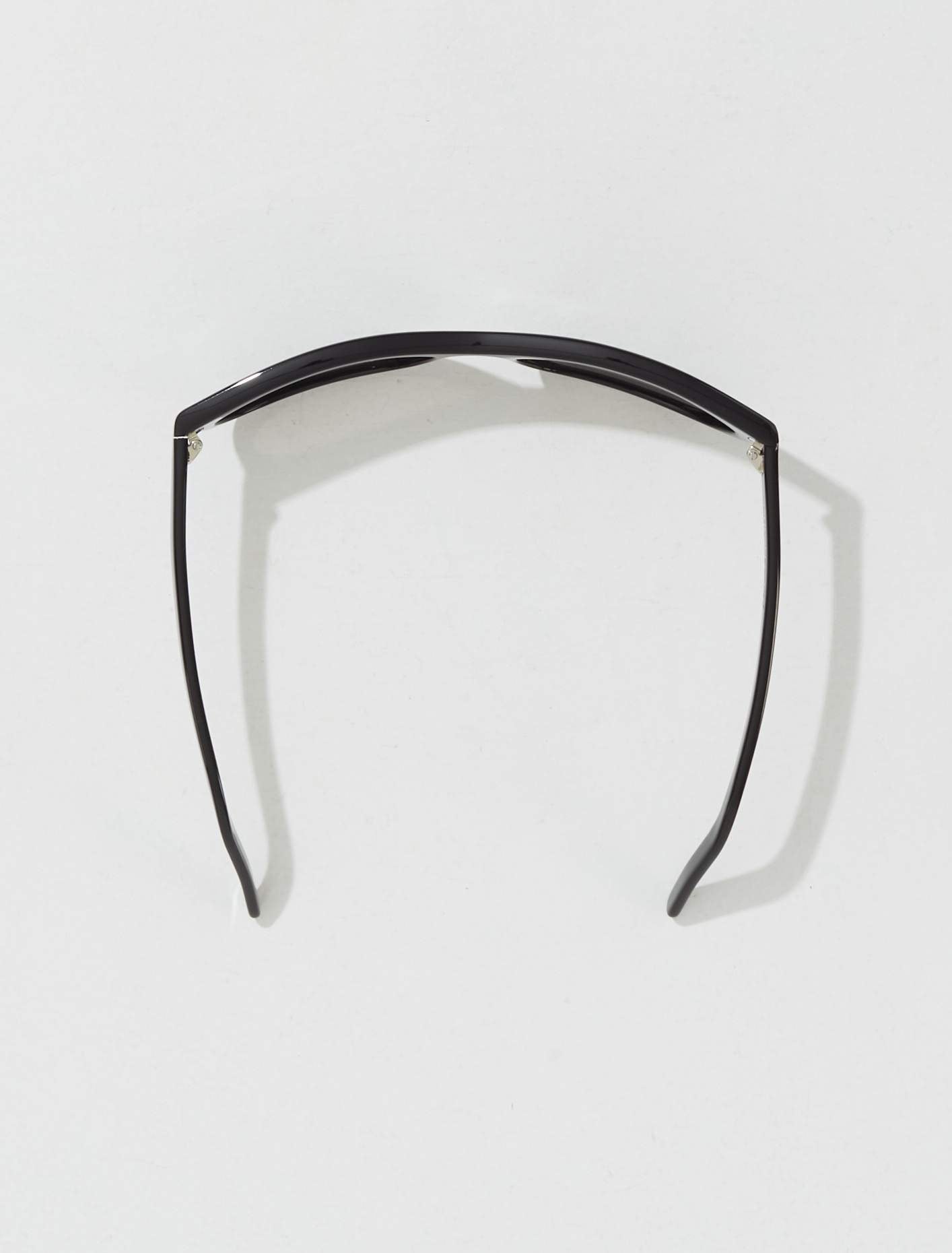 Shelter Sunglasses in Infinite Black